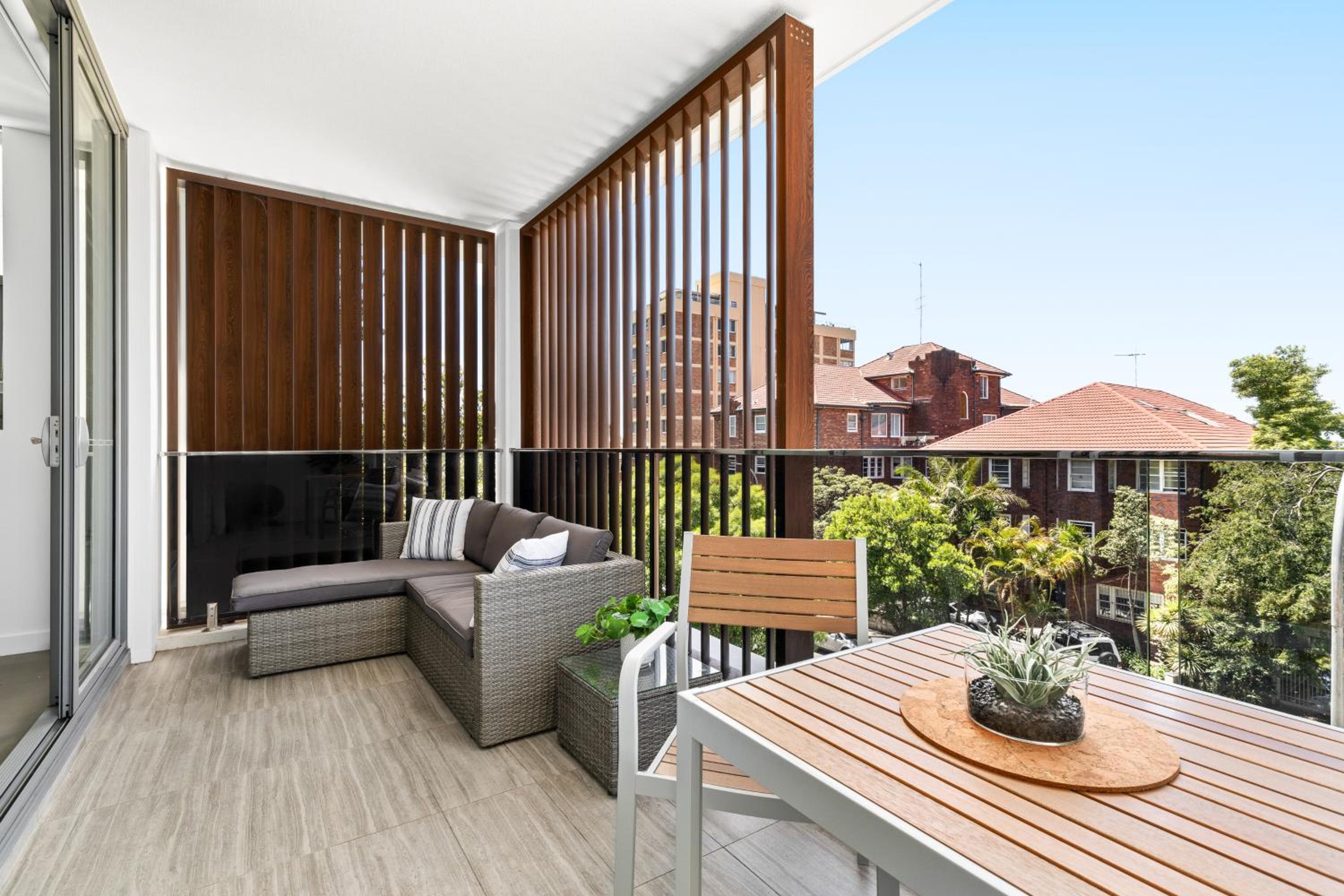 Azure Apartments Bondi by Urban Rest