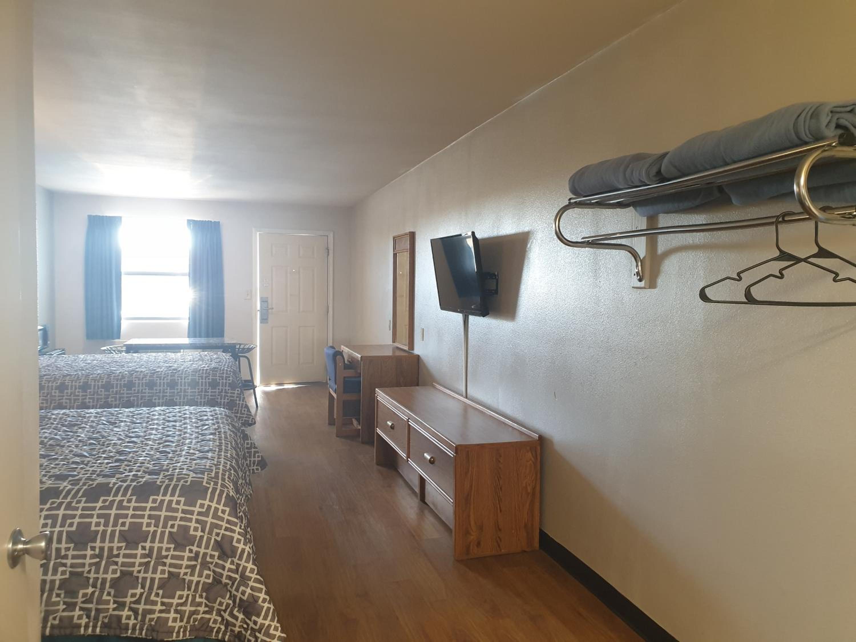 Riata Inn - Marfa - Property Image 7