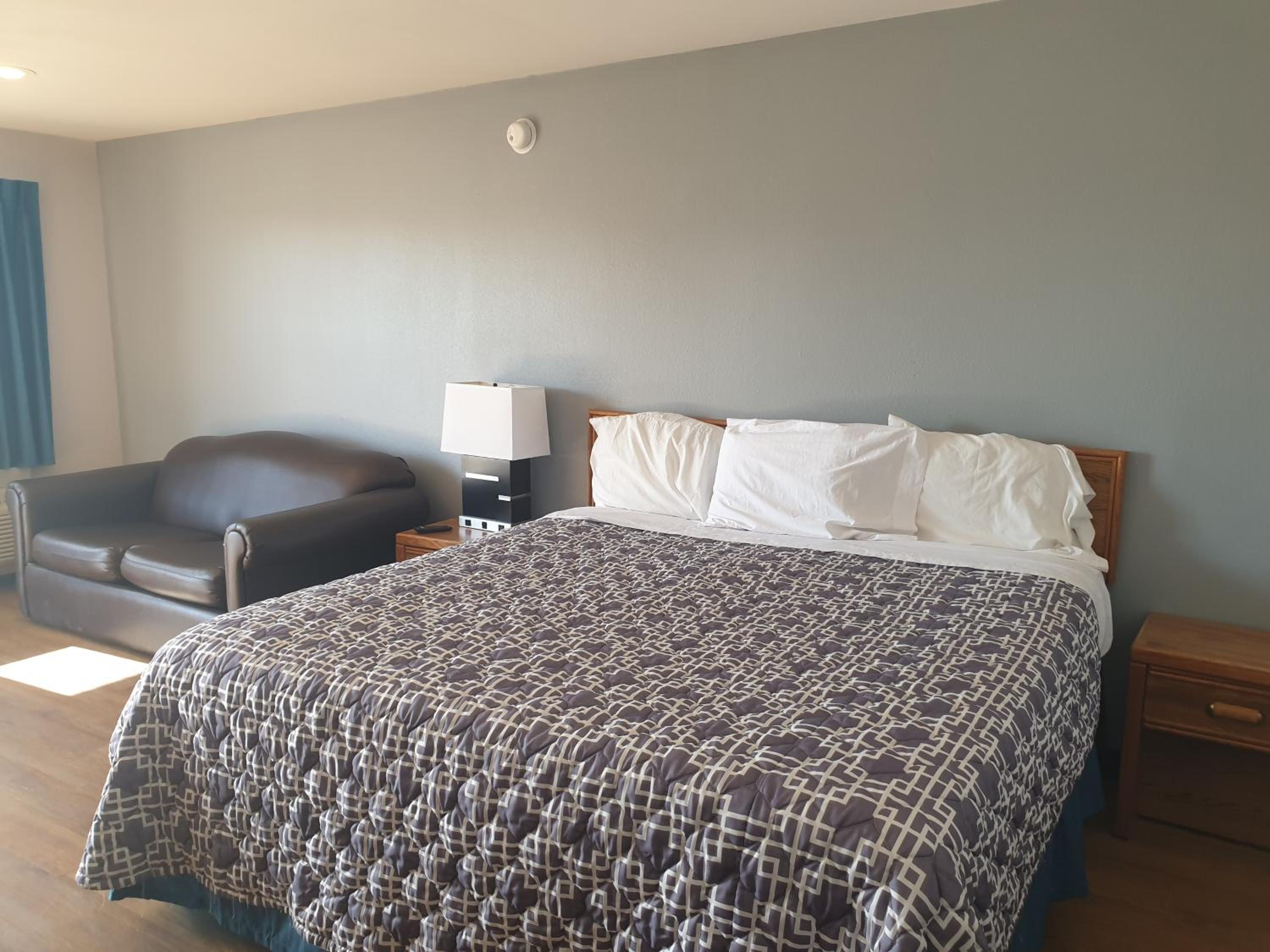 Riata Inn - Marfa - Property Image 6
