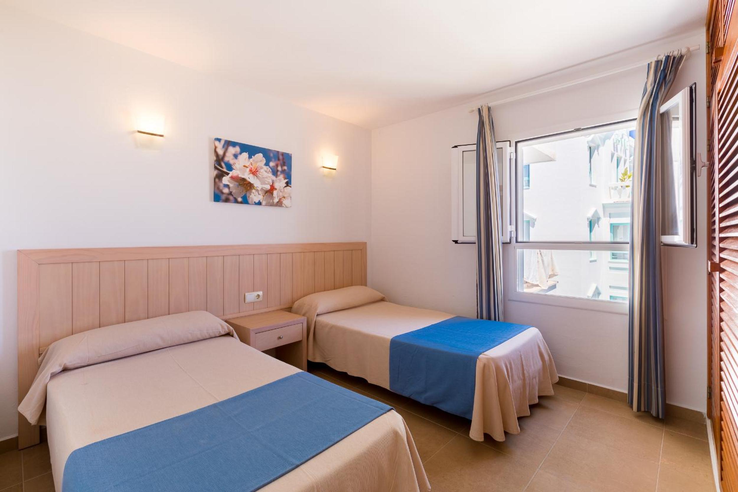 Bossa Bay - MC Apartments Ibiza