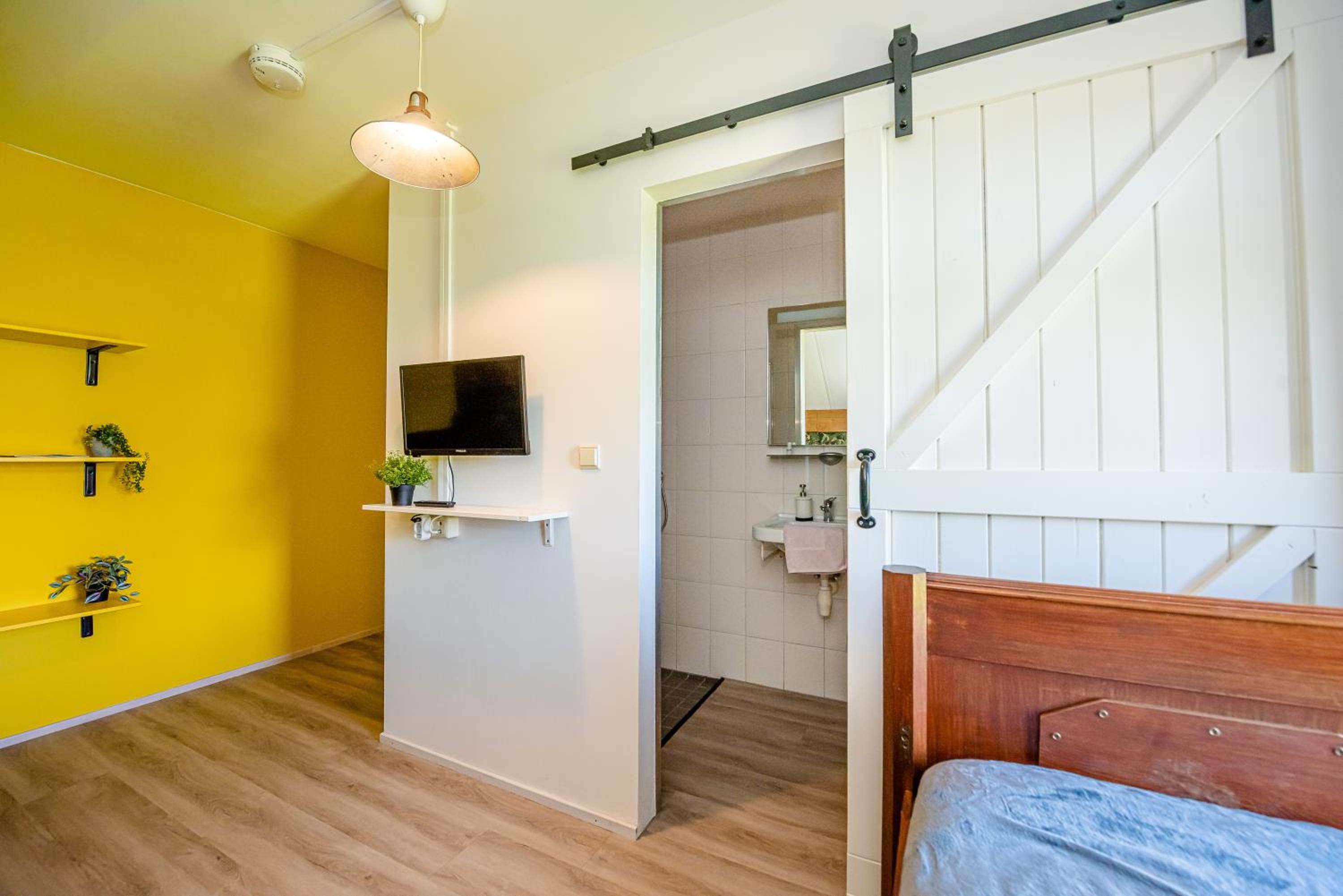Photo 23
