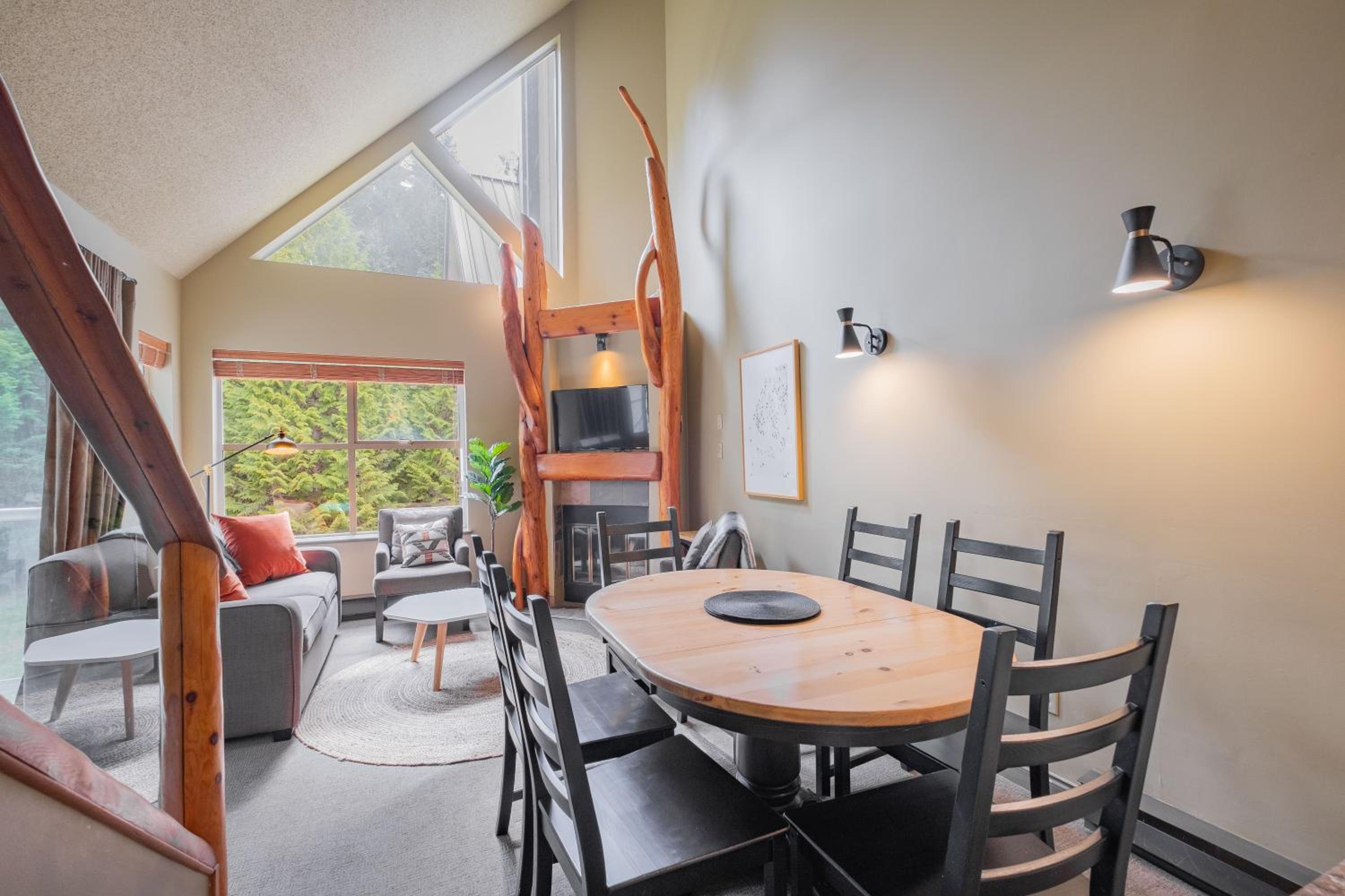 Wildwood Lodge by Outpost Whistler