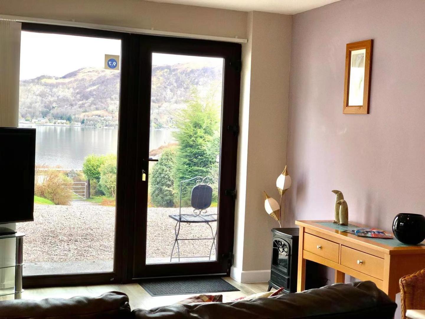 Hunters Lodge Apartments view 5