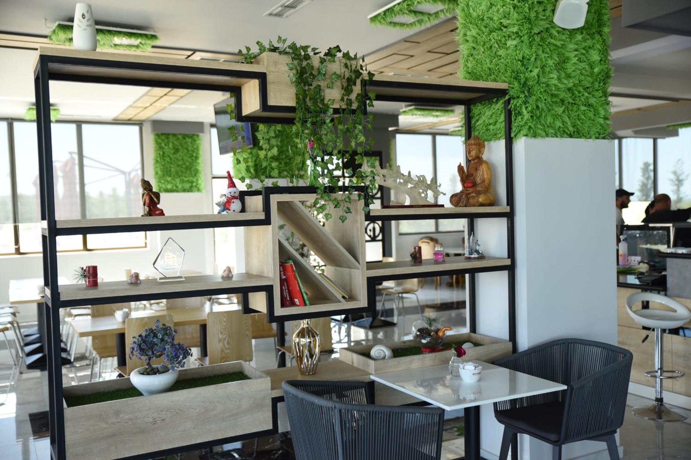 restaurant