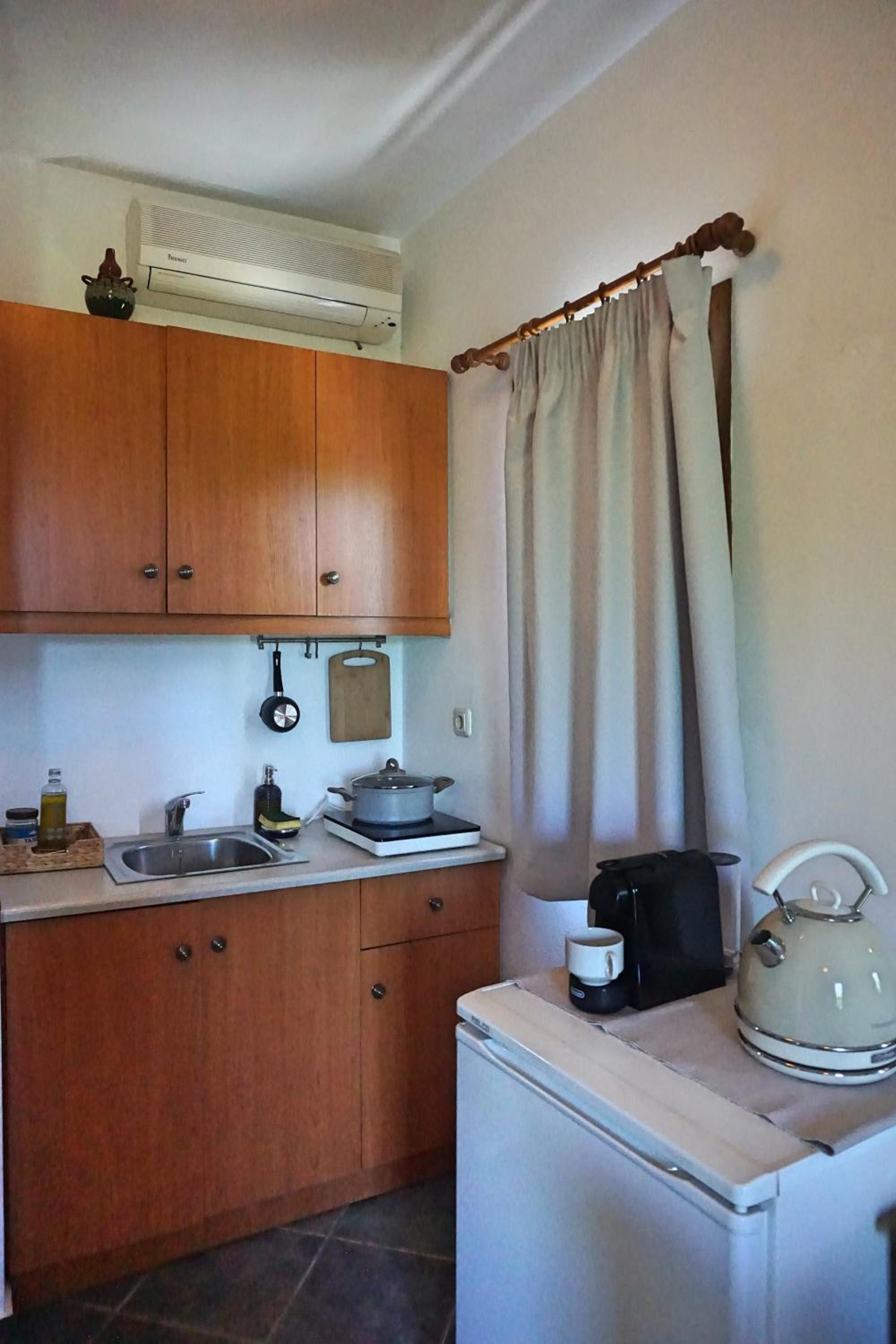 Artemisia House