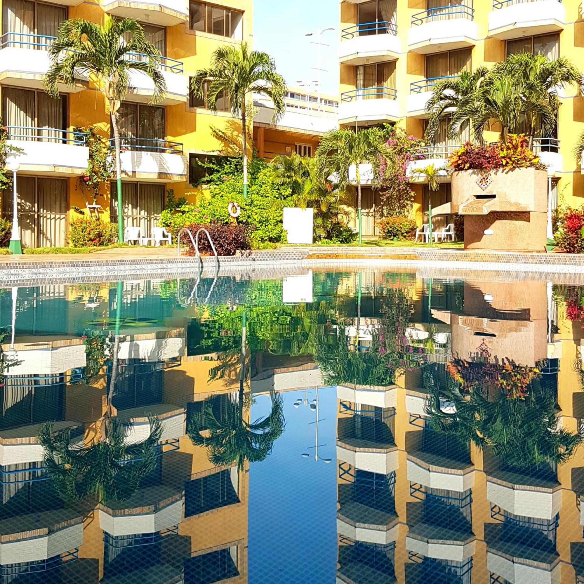 Hotel Margarita Dynasty - Photo 28