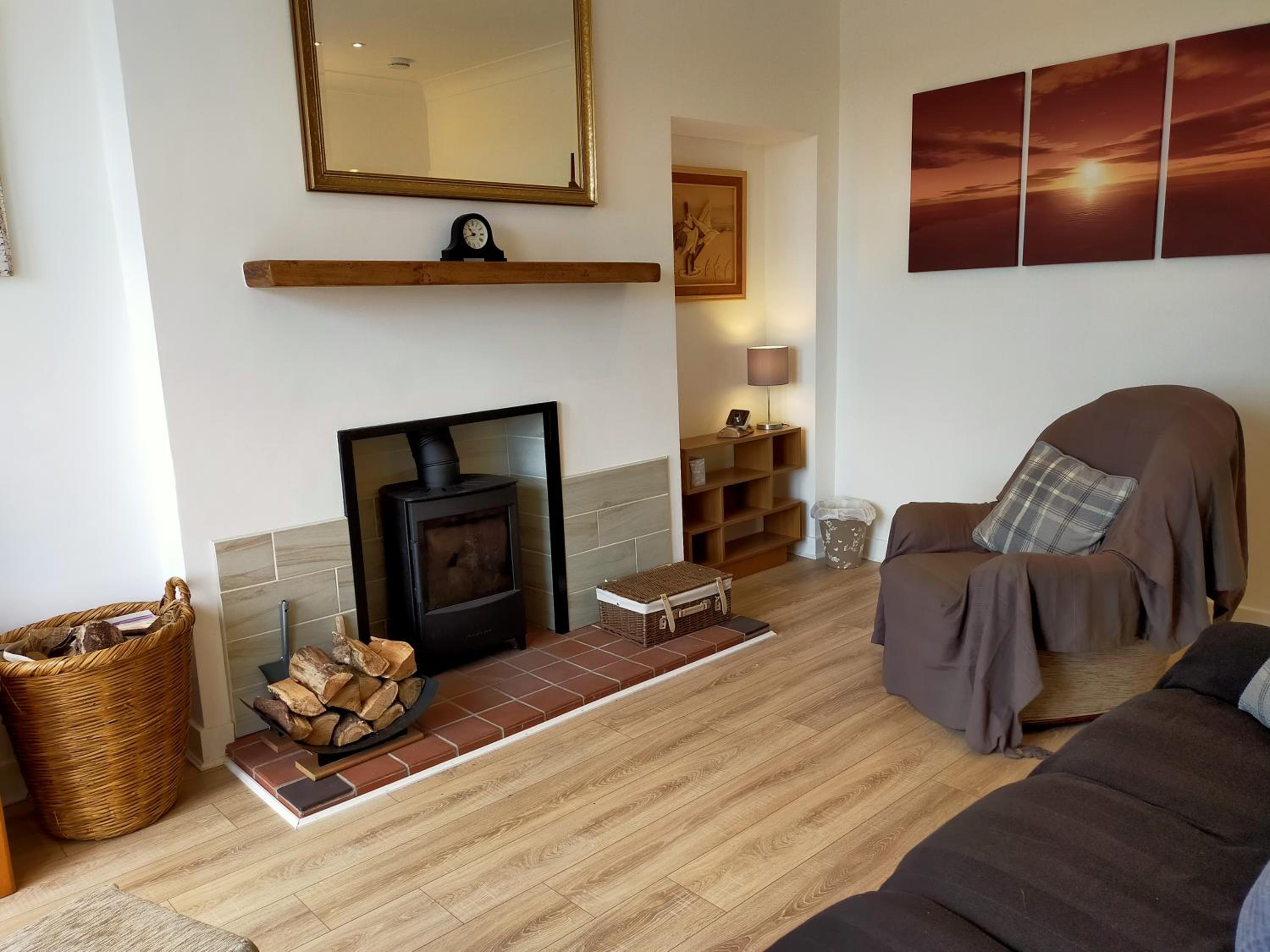 Buckieburn - self-catering - rural view 3