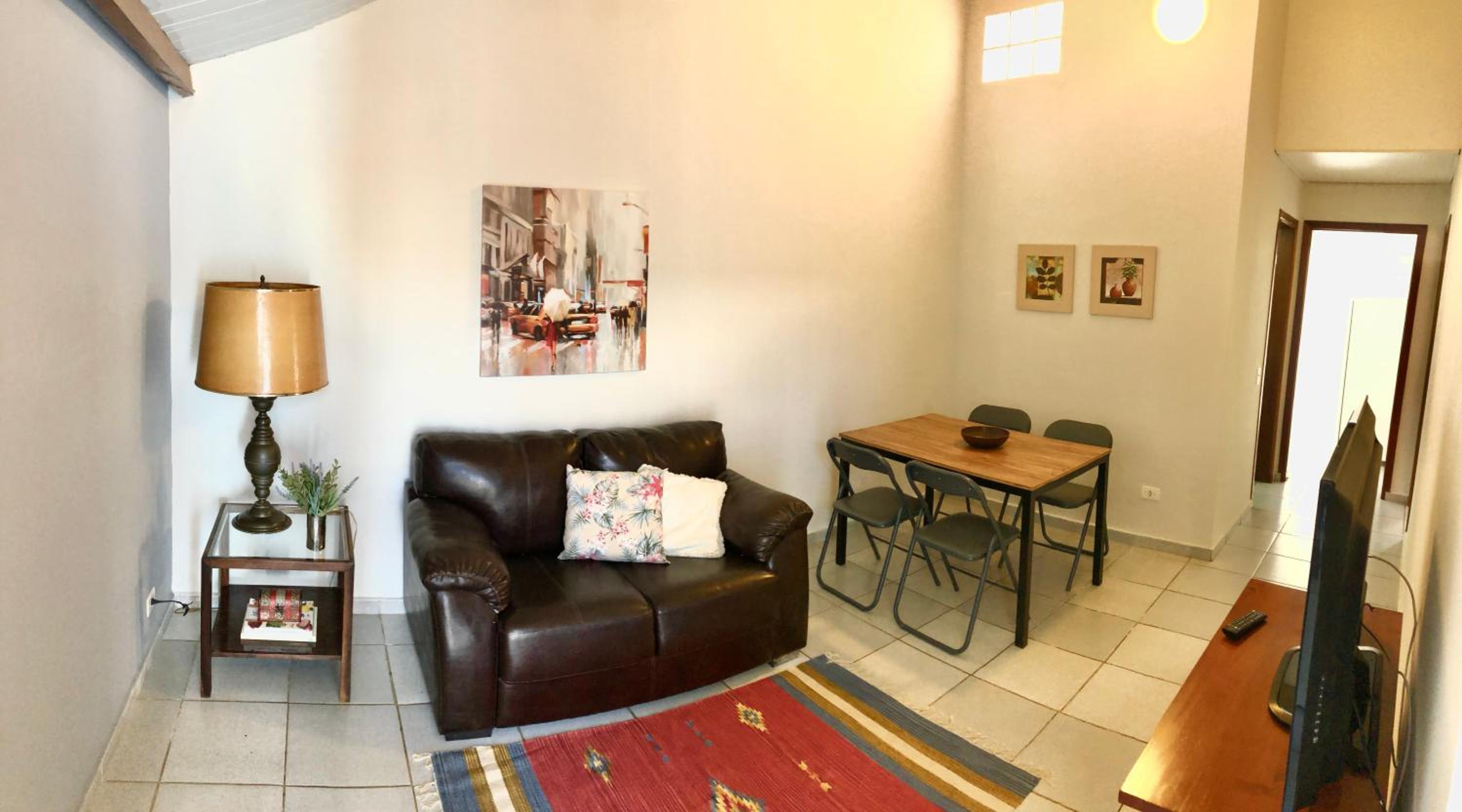 Casa com ótima localização