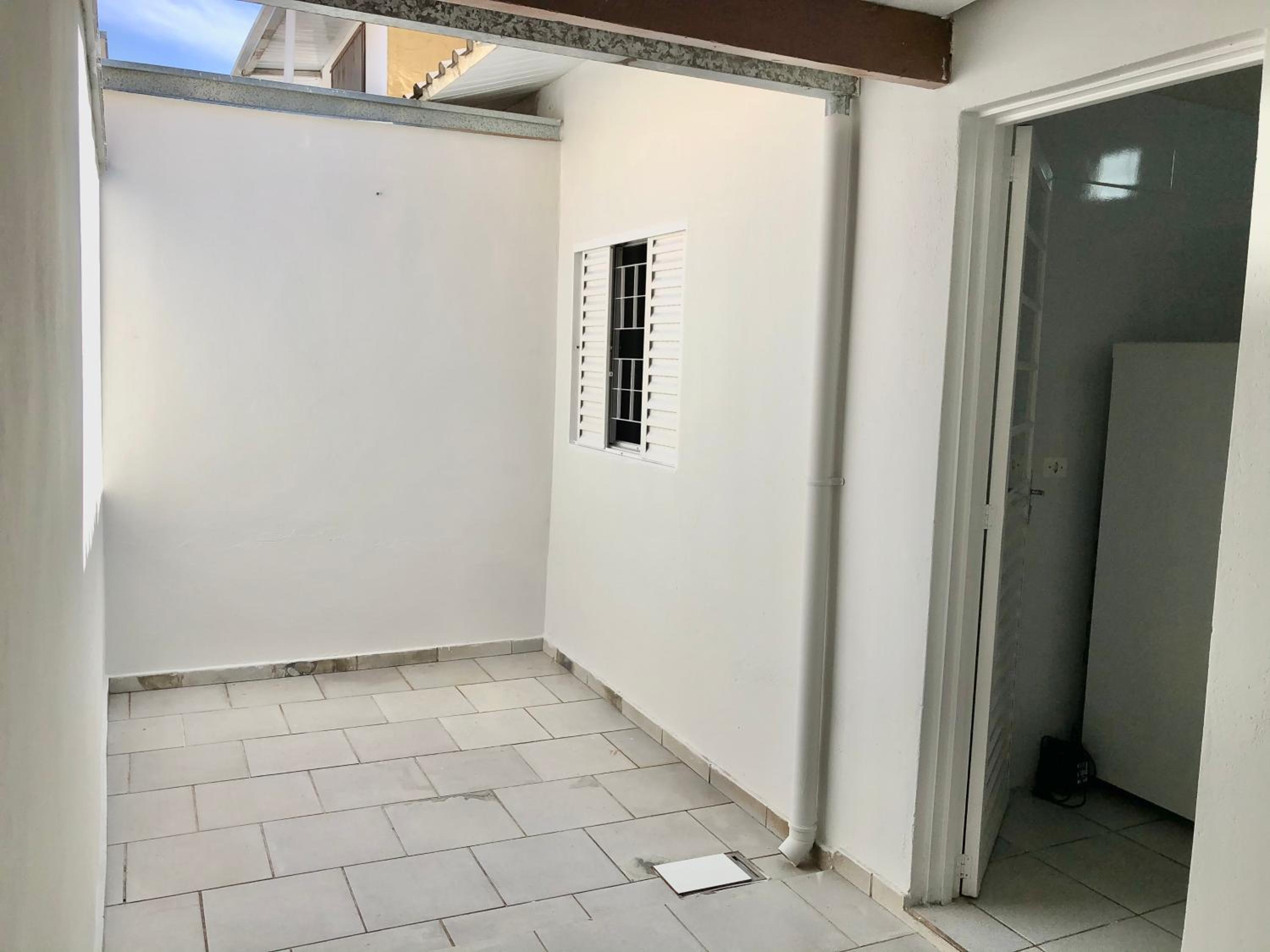 Casa com ótima localização
