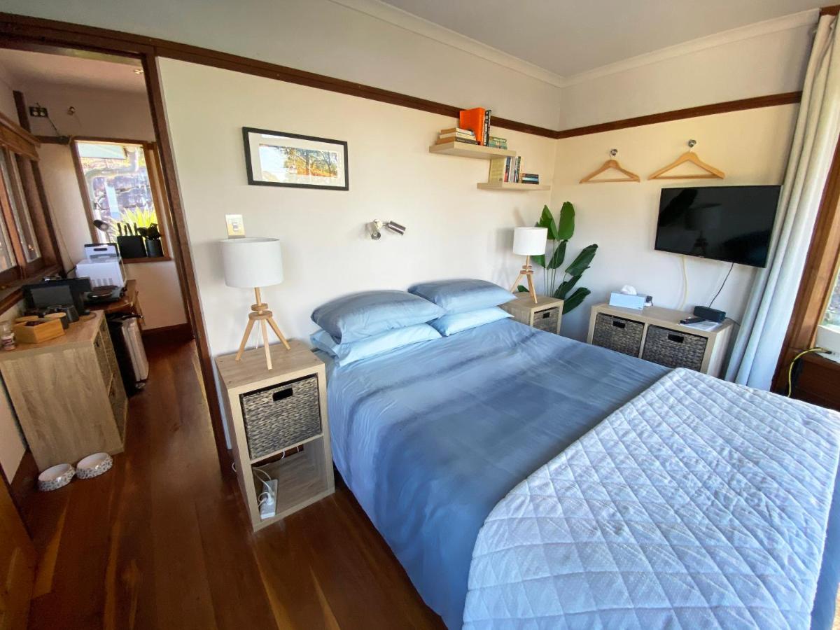 The Pool House - Crescent Head - stunning ocean views, pet friendly