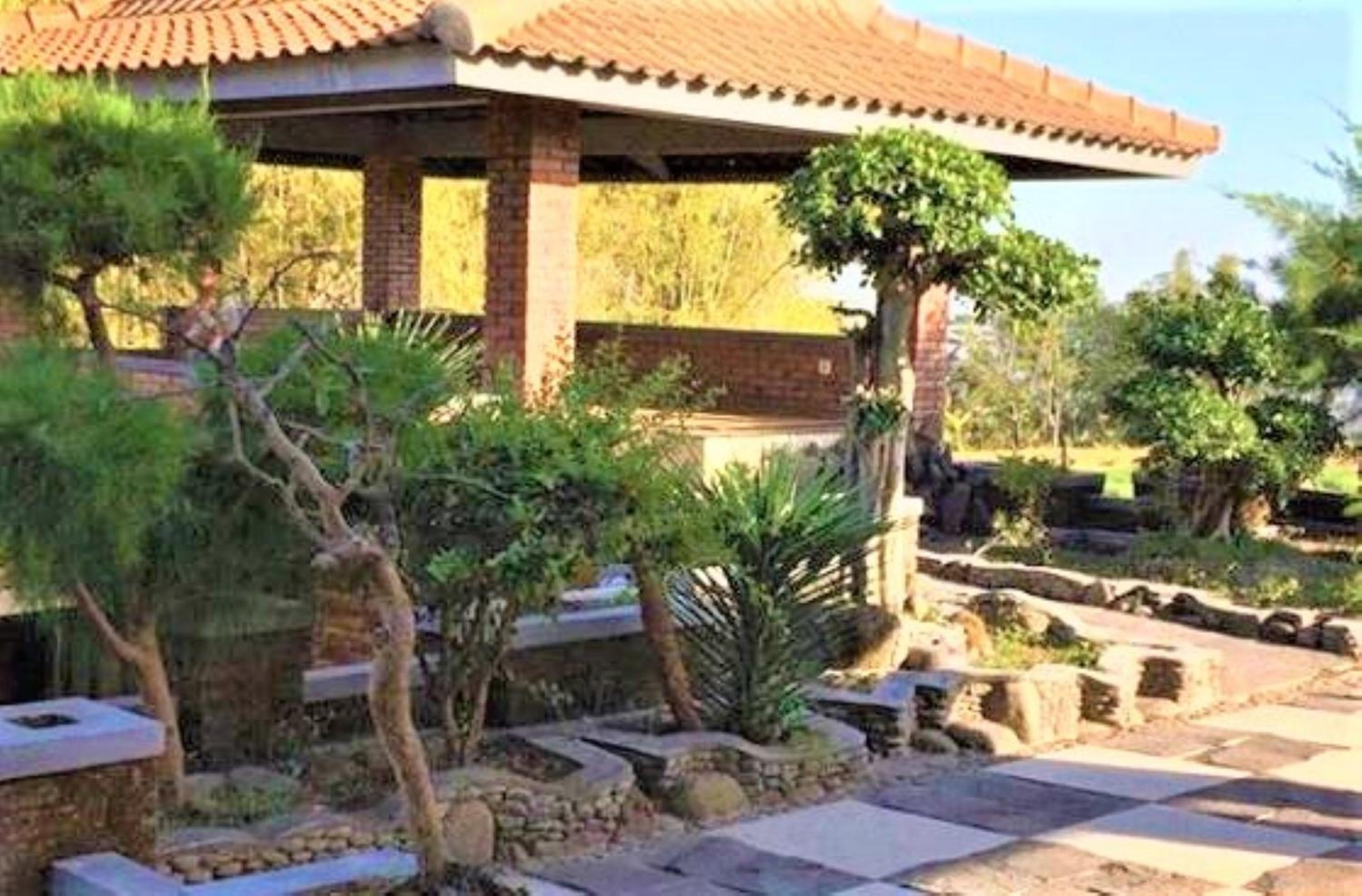 Villa Mediana view 4
