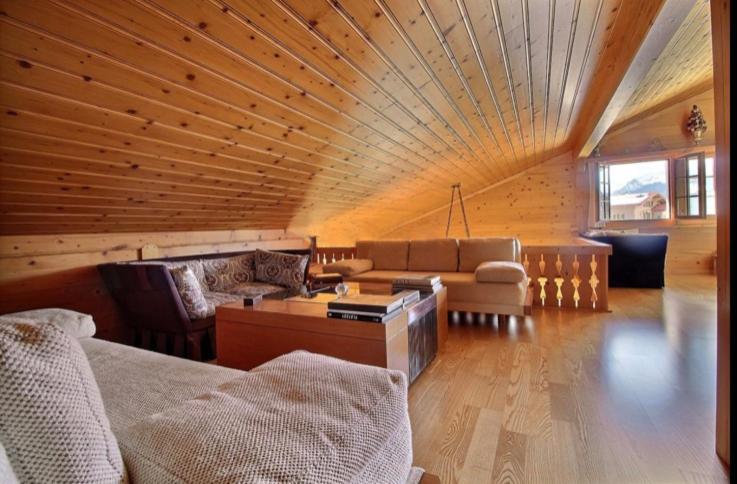Chalet Soldanella 10 guests Gstaad