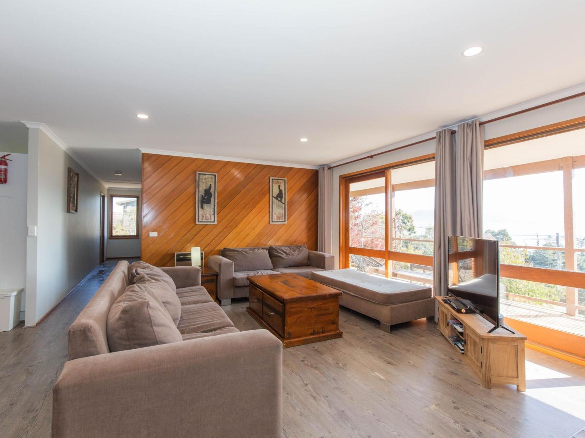 Winterwood 9 Camira Ave