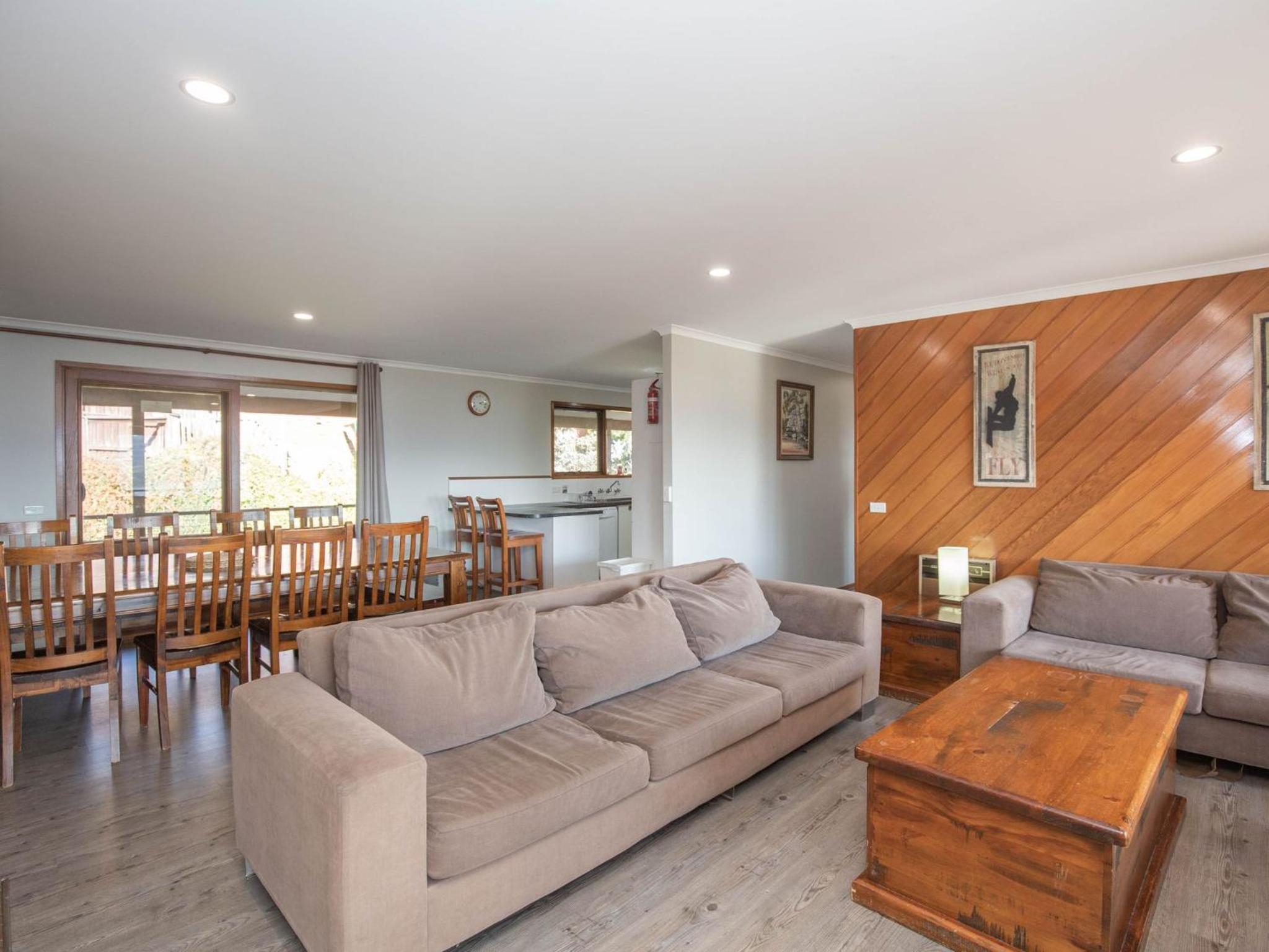 Winterwood 9 Camira Ave