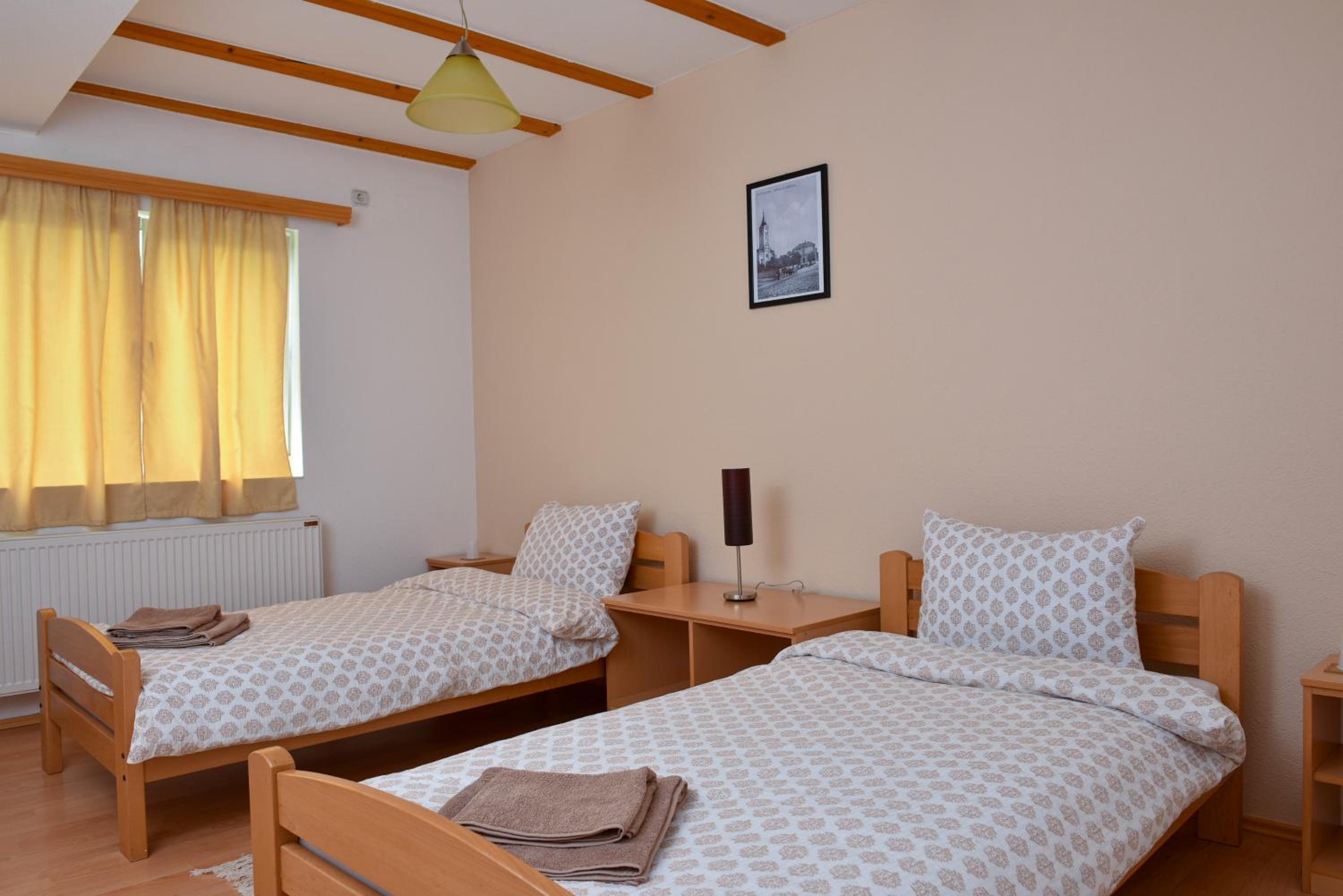 Sobe Zlatnik view 2