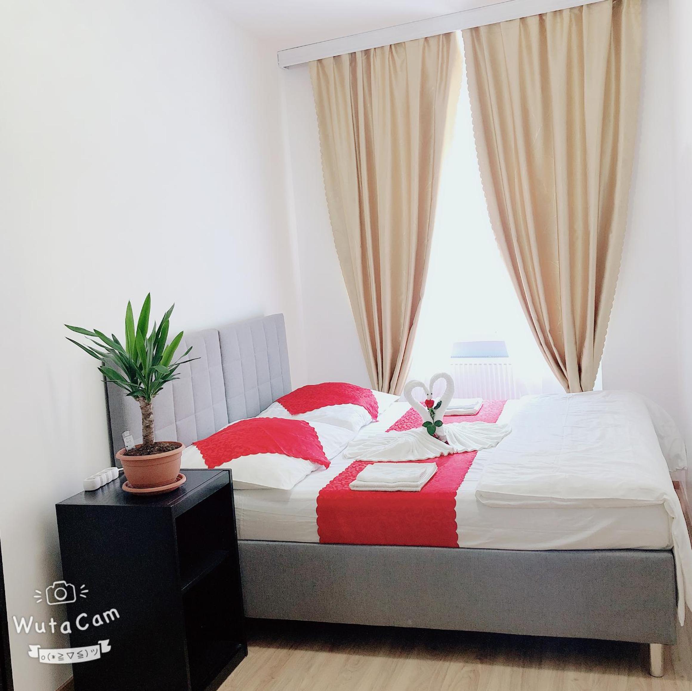 Lena Apartment