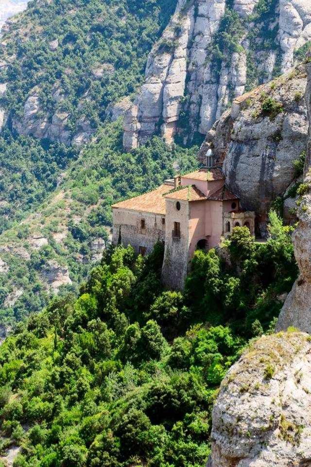 Xalet de la Muntanya, El Bruc-Montserrat