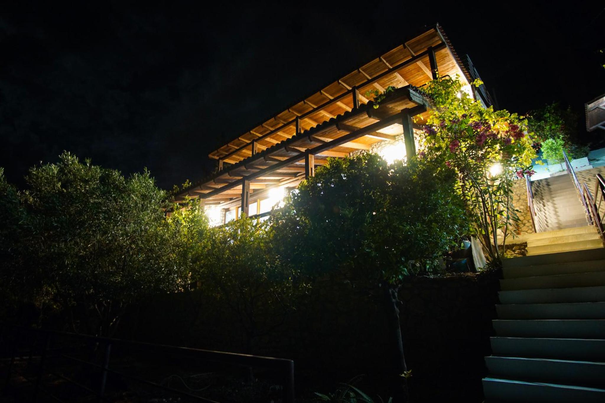 Seaside Duplex Stone Villa photo 3