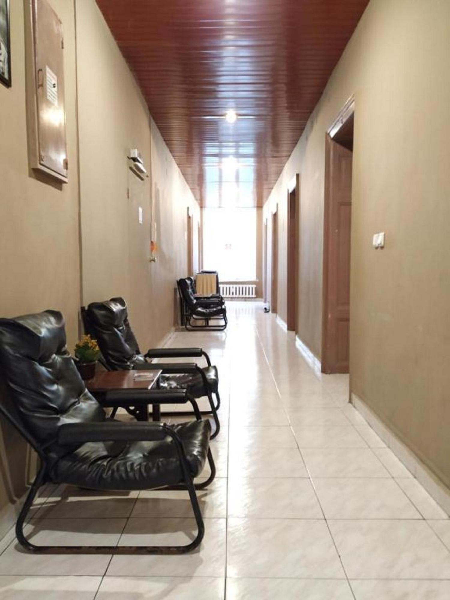 Vintage private rooms in the heart of the downtown view 5