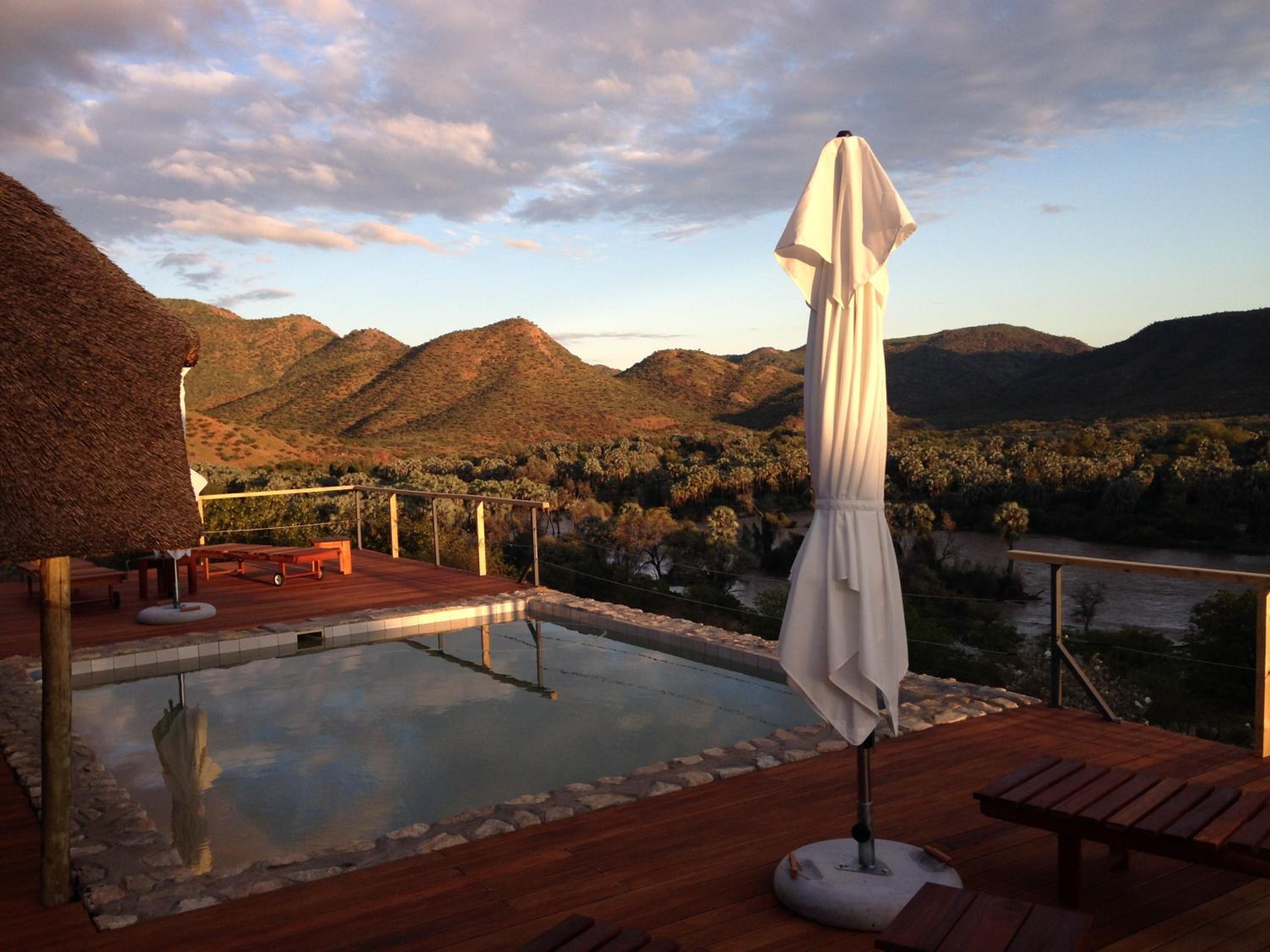 Kapika Waterfall Lodge