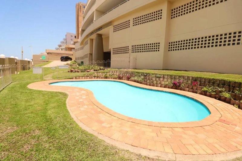 32 Lazy Lizard - Beautiful Sea Viewing Apartment view 2