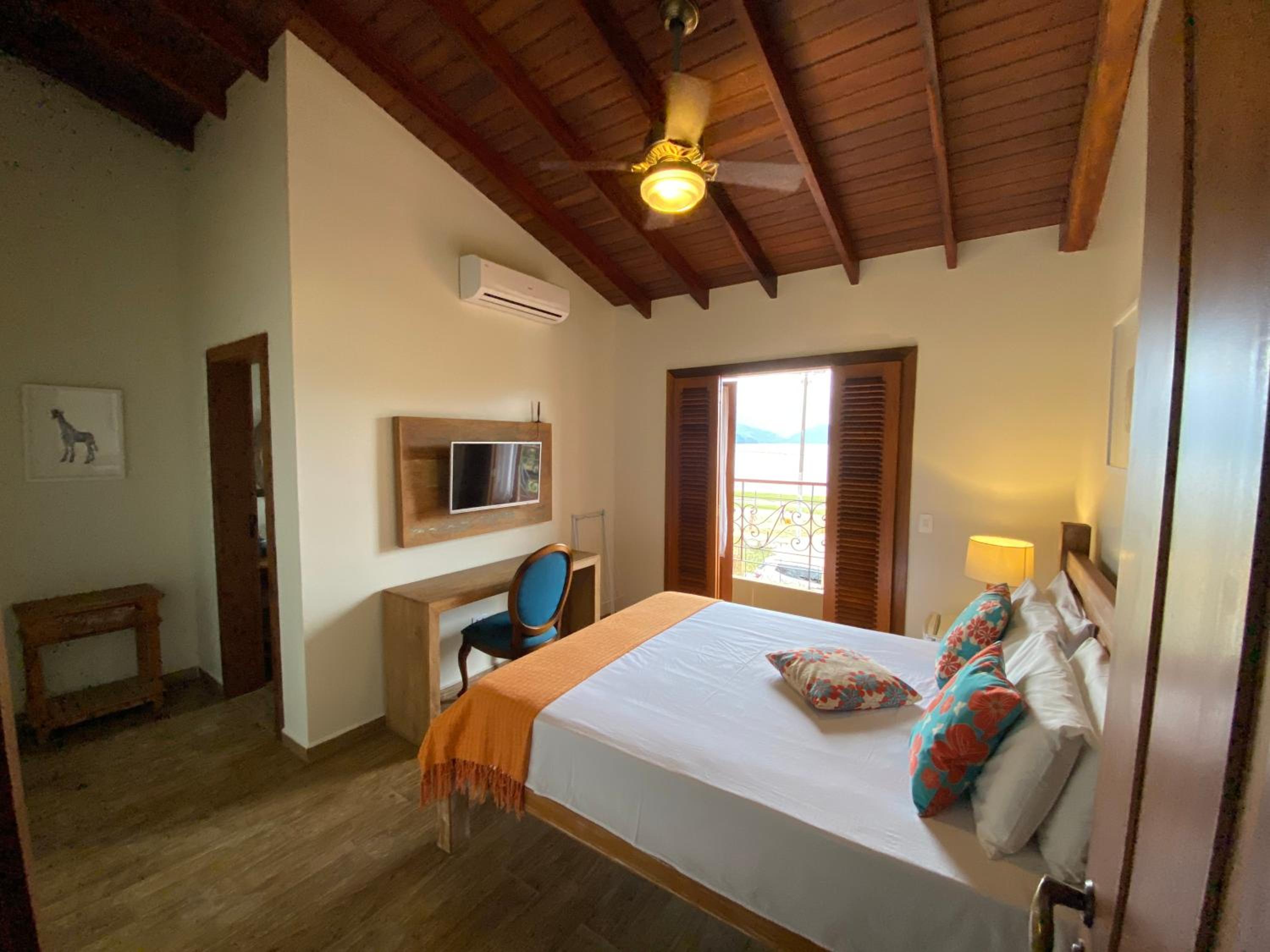 Casa Melville Hospedagem - Sua Casa de Alto Padrão no Coração de Ubatuba!