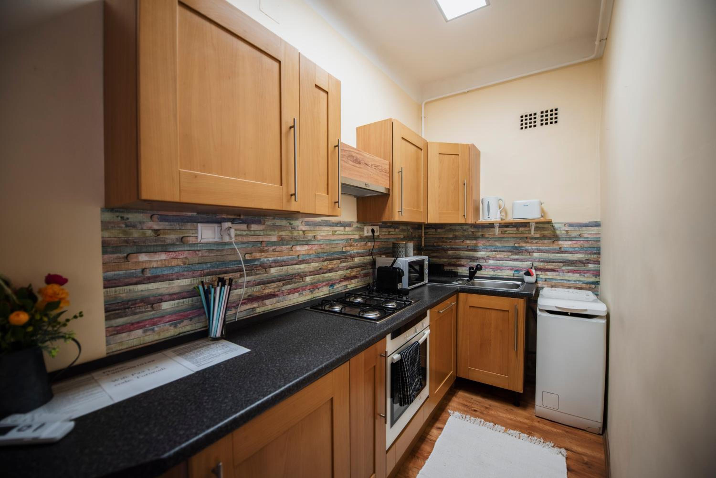 Heart of Pécs apartman free parking view 2