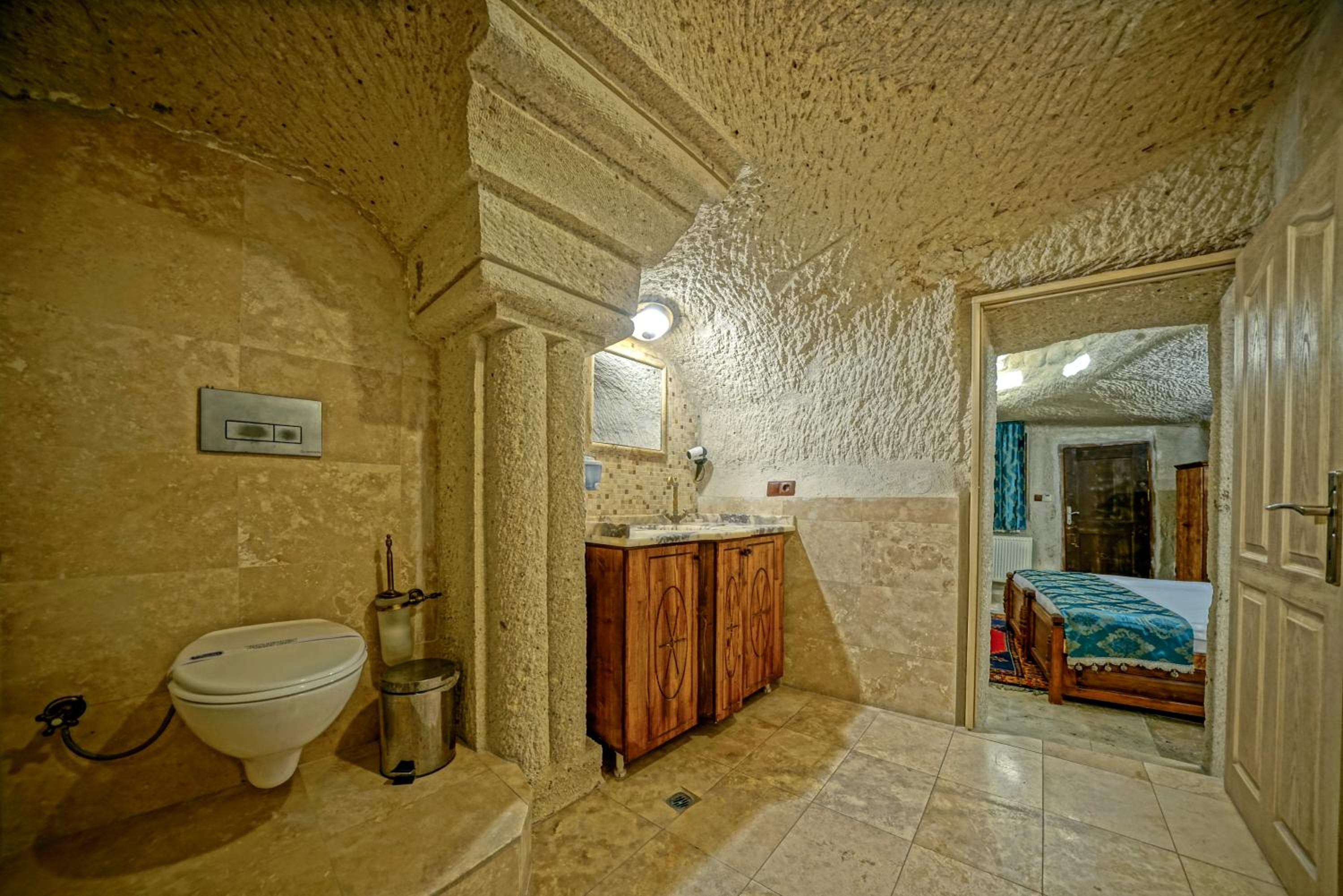 Elysee Cave House - Image 117