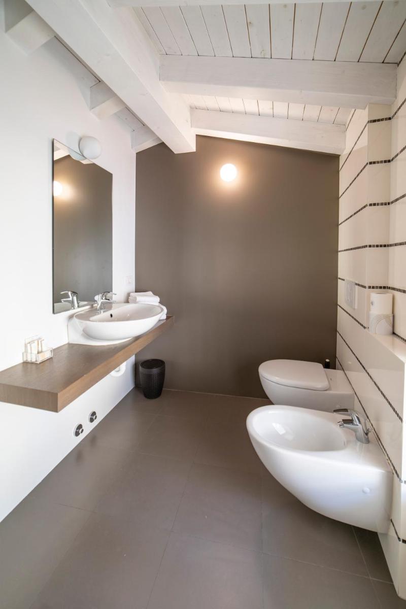 Photo 102