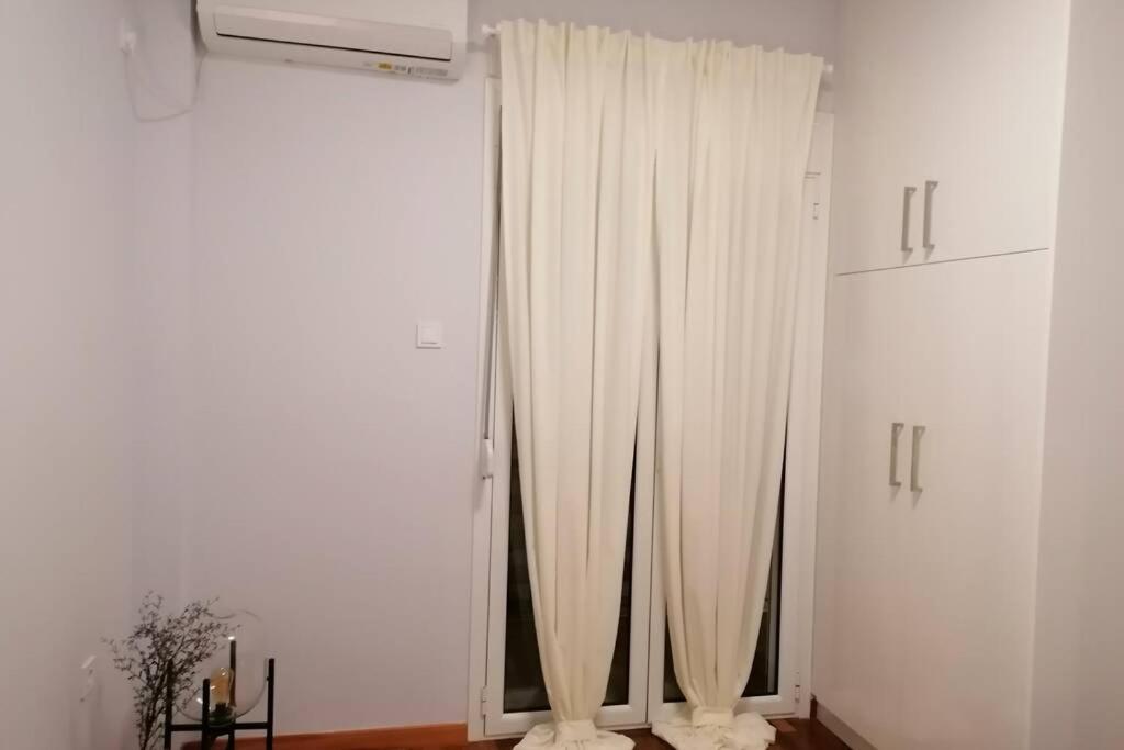 Athens City Apartment next to Intercontinental I photo 3