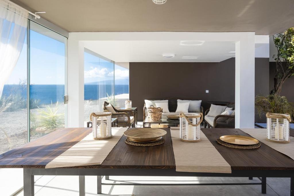 Villa Punta de Teno - Exclusive Sustainable Retreat view 4