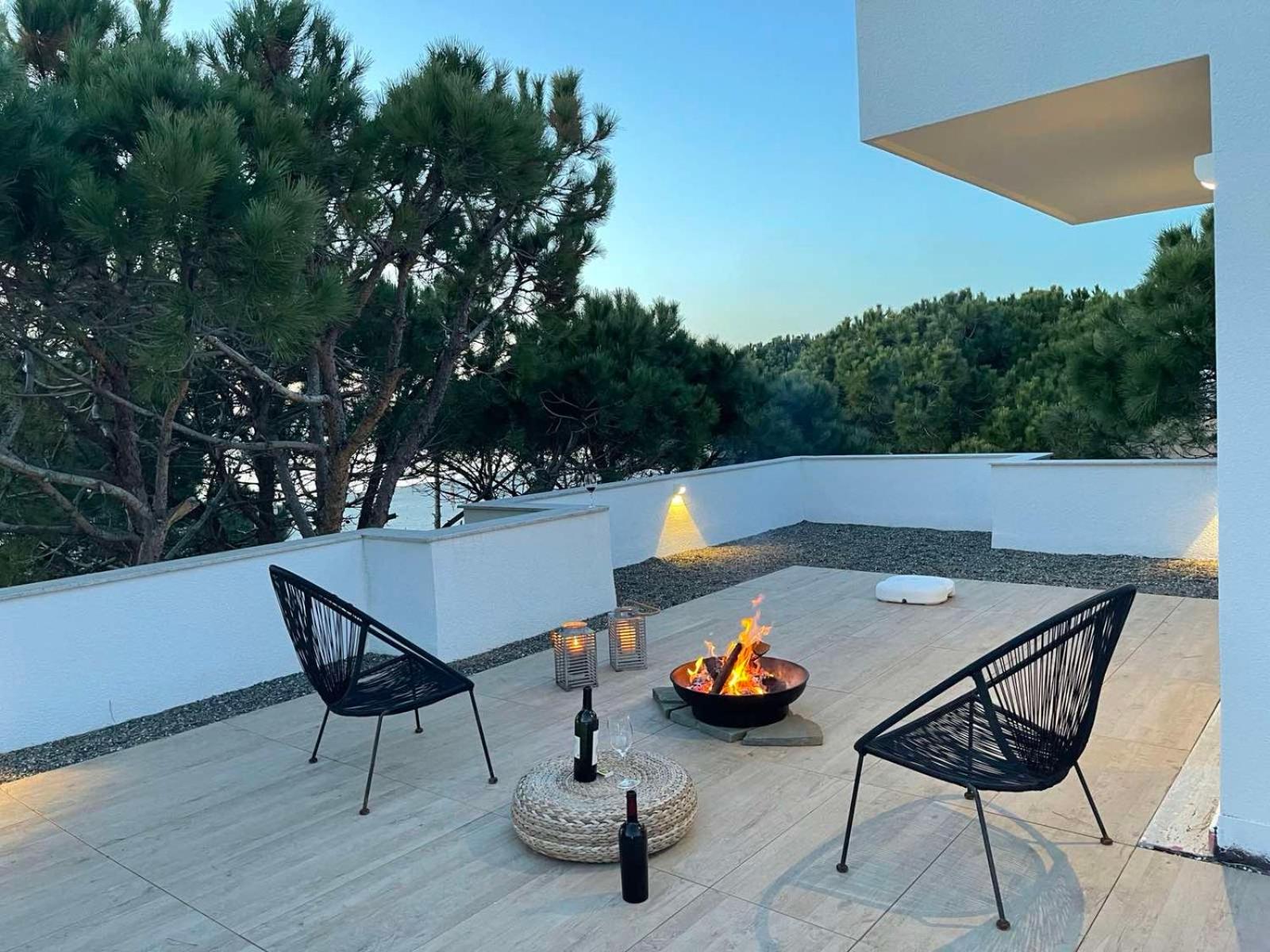 Beachfront villa in Qerret beach with a private pool