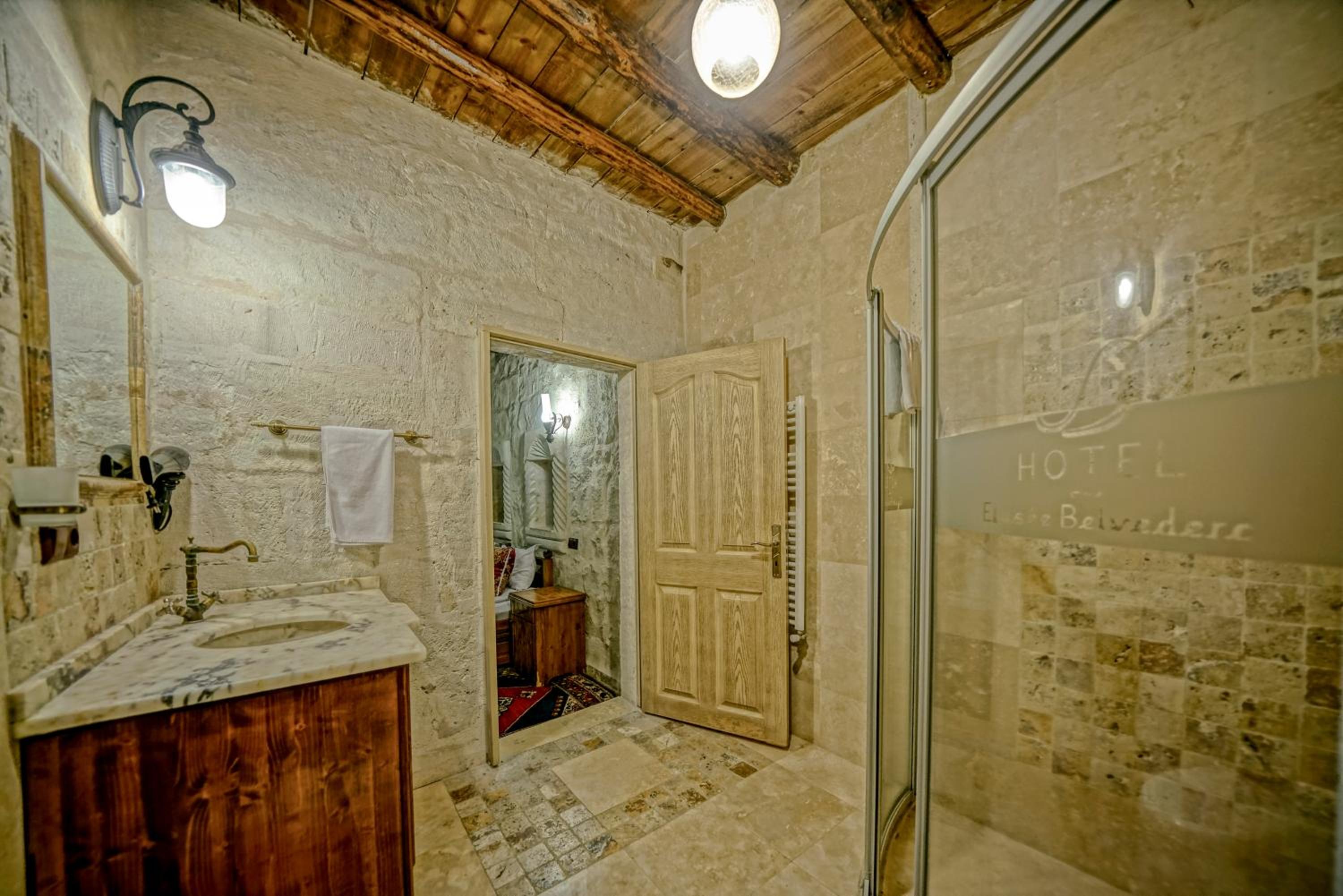 Elysee Cave House - Image 134