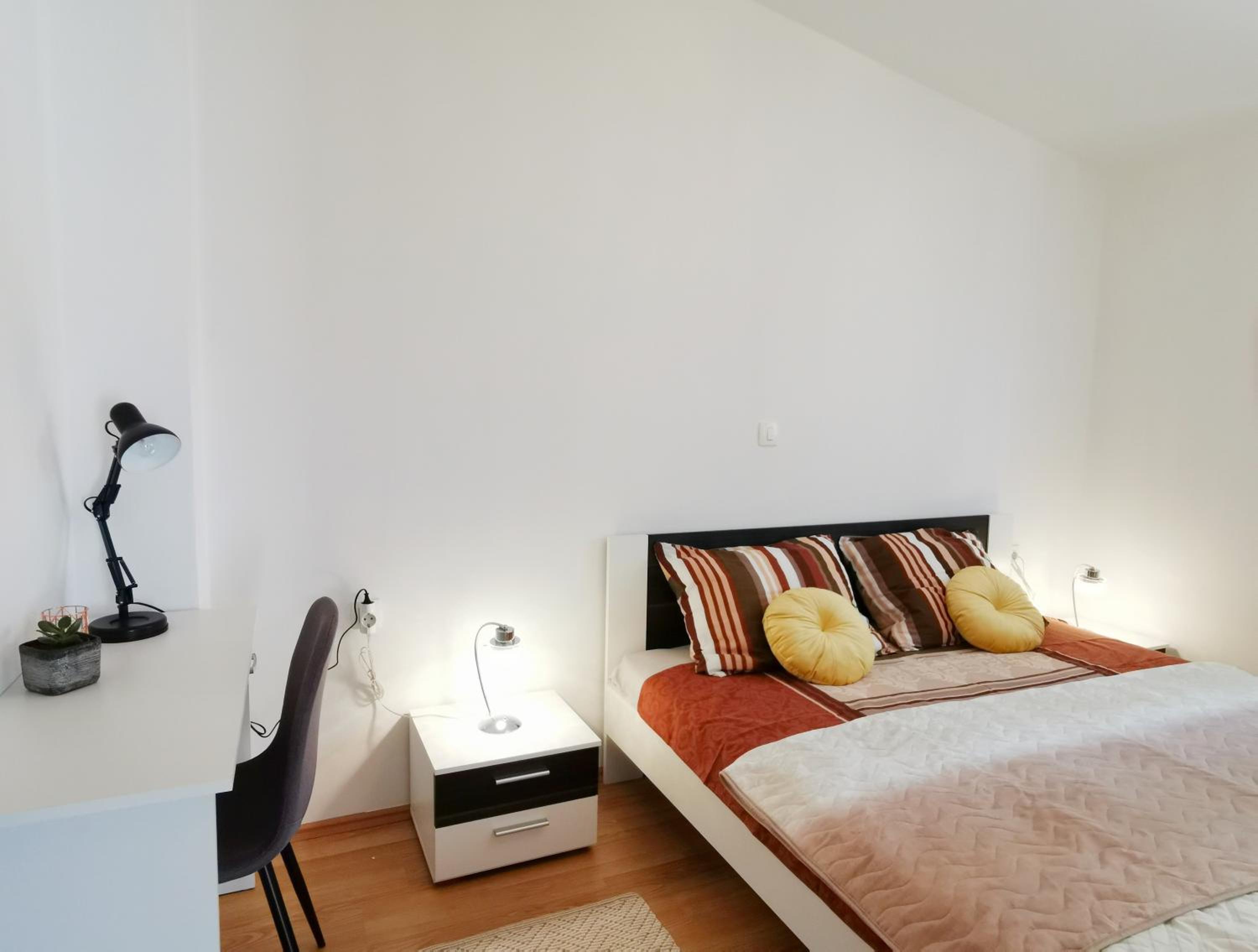 Vidas Nela - Holiday House