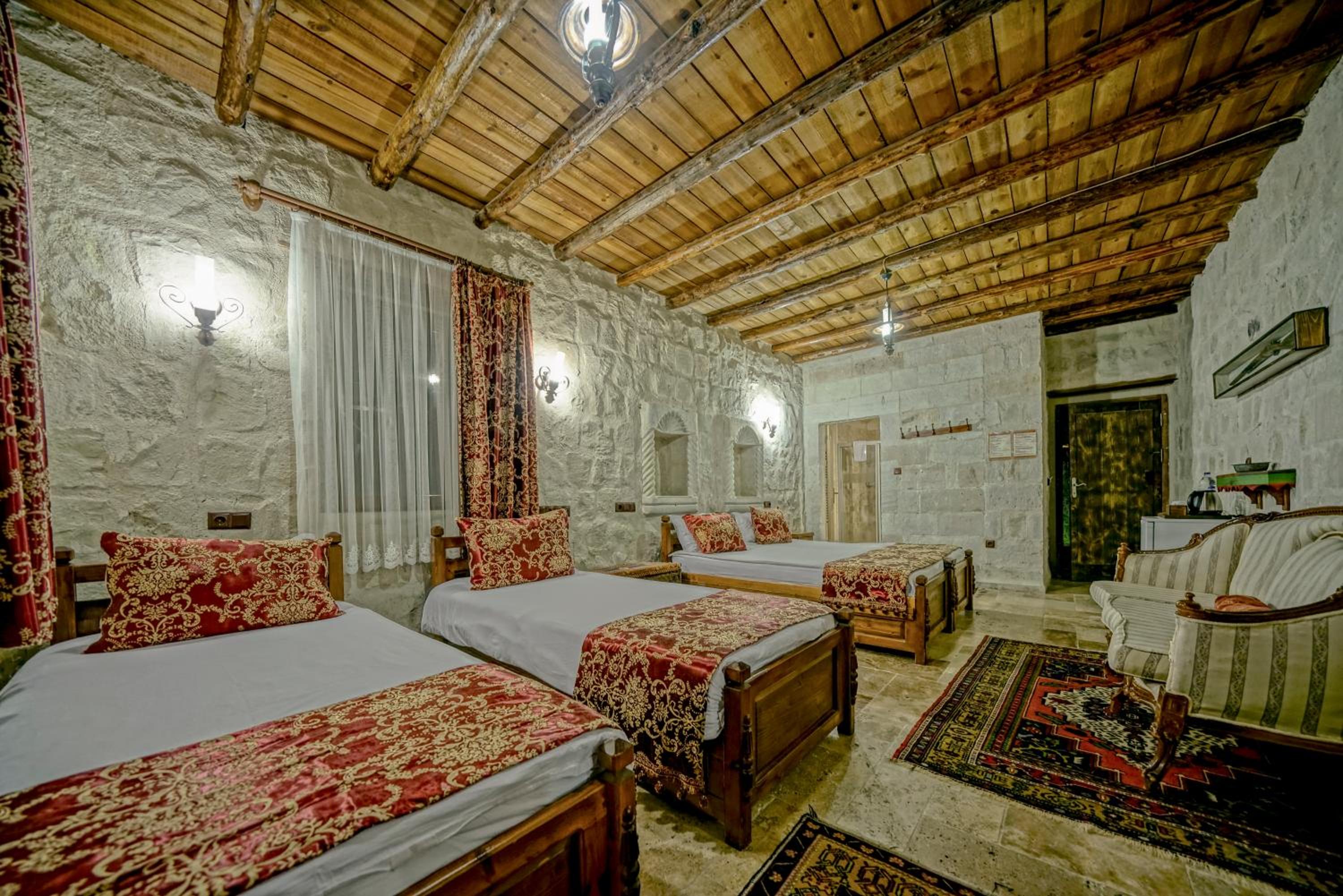 Elysee Cave House - Image 121