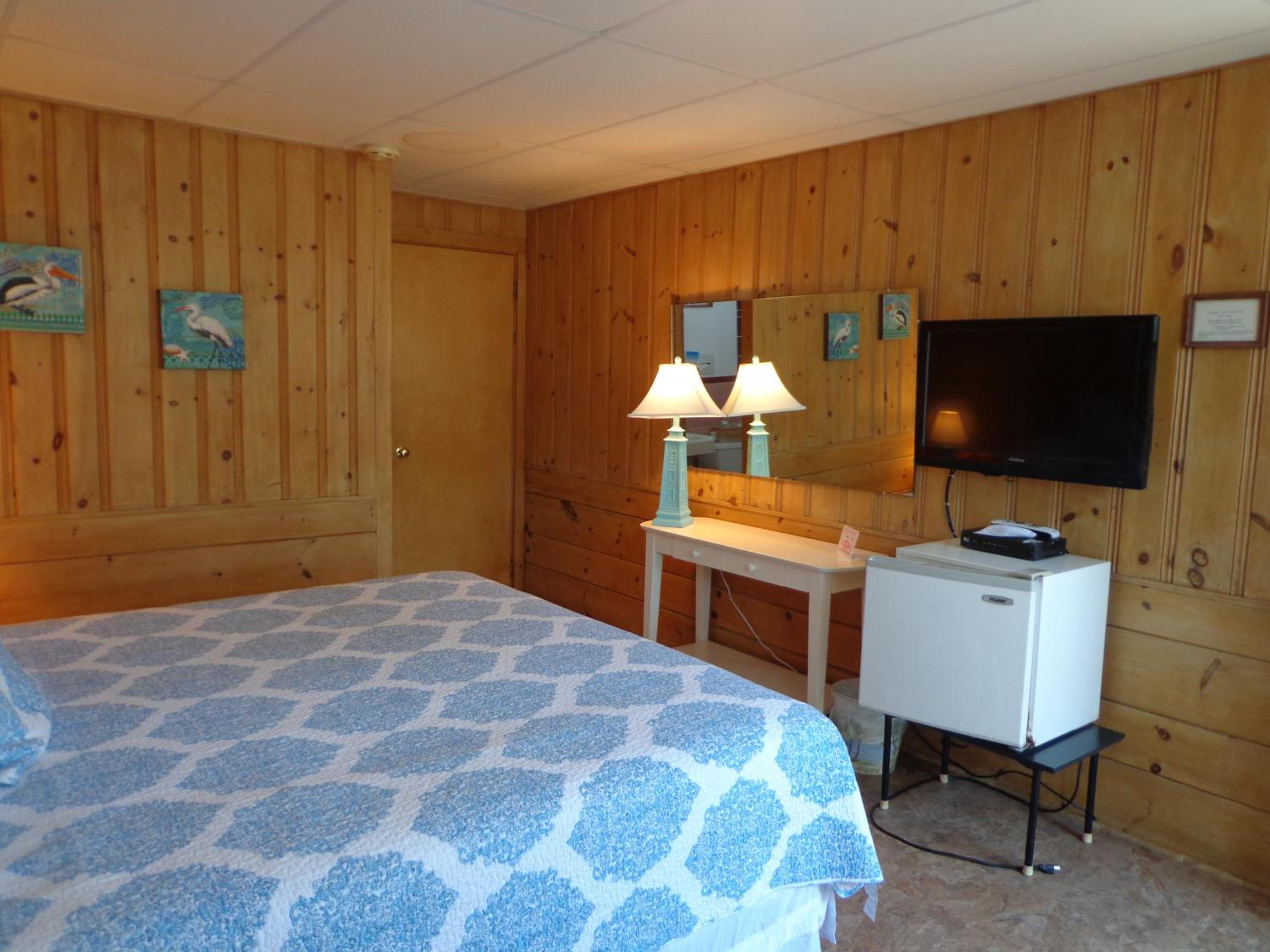 Town & Beach Motel