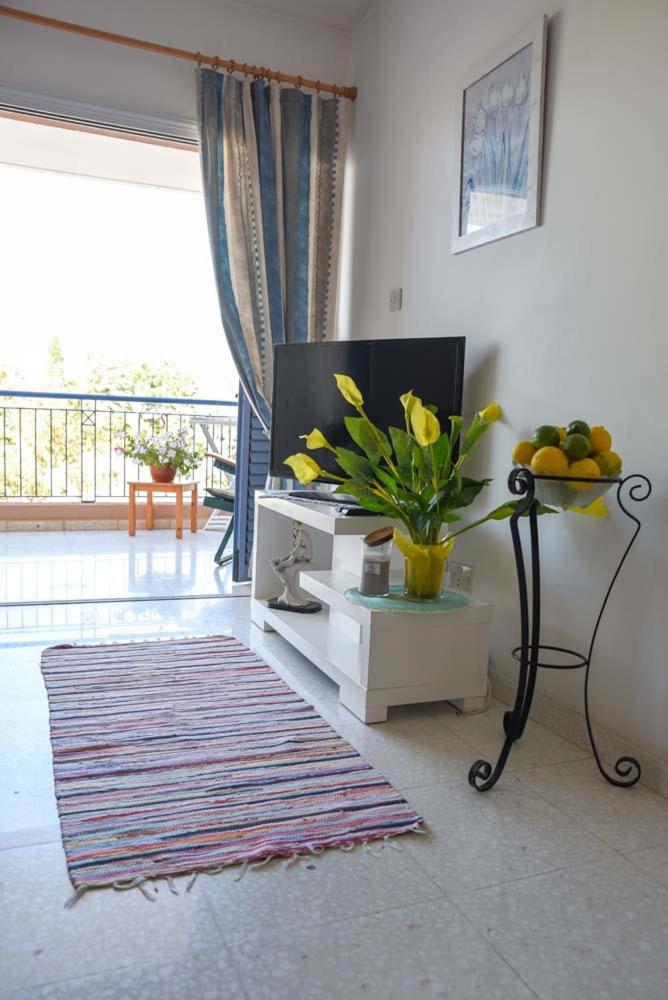 Paradise Gardens with a large terrace view 2