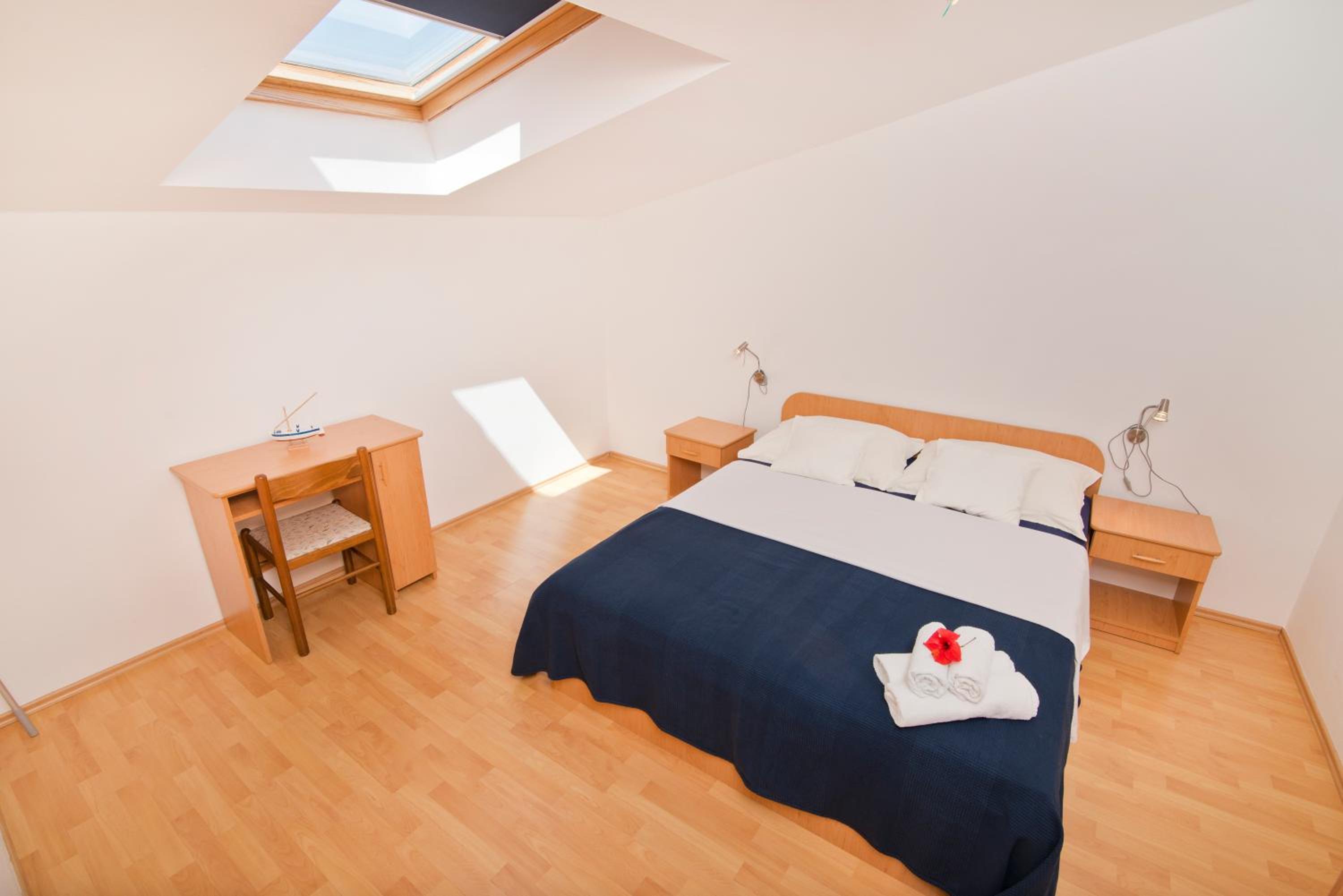 Apartmani i sobe Josica view 4