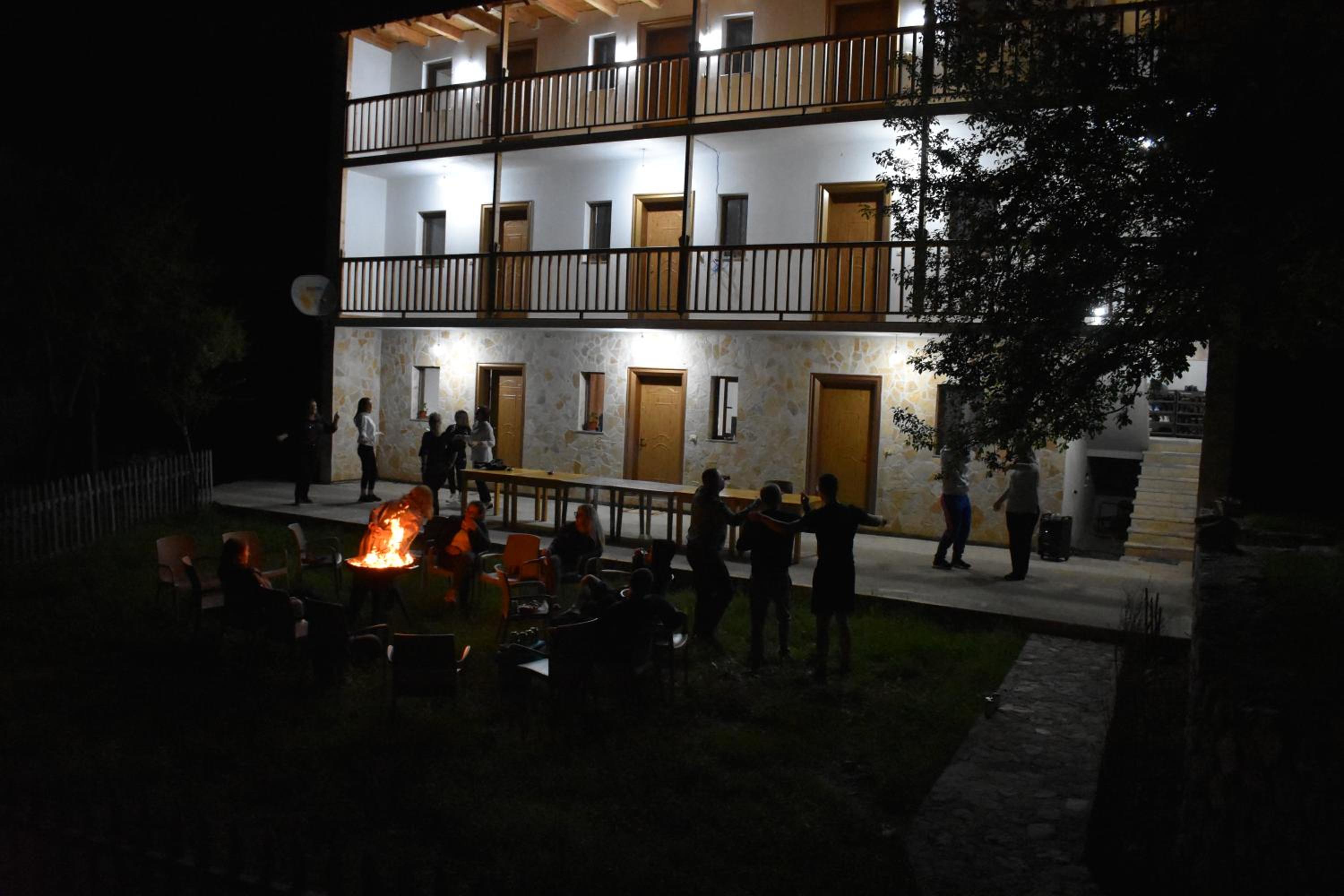 Bujtina Ziçi