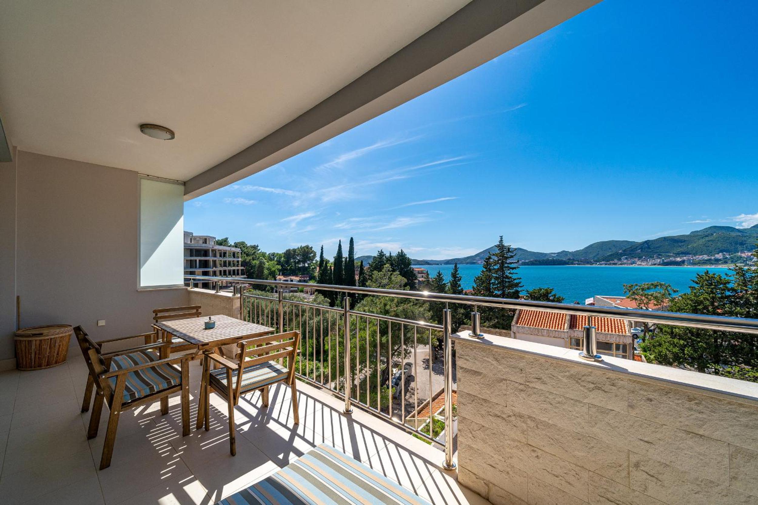 Apt "Sweet Memories" Sea View with Garage Parking photo 2