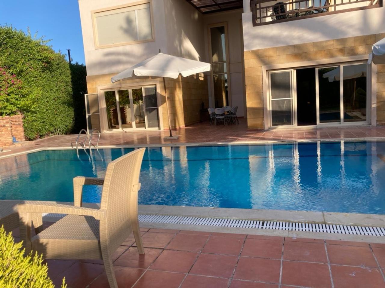 Relaxation Villa with private pool view 4