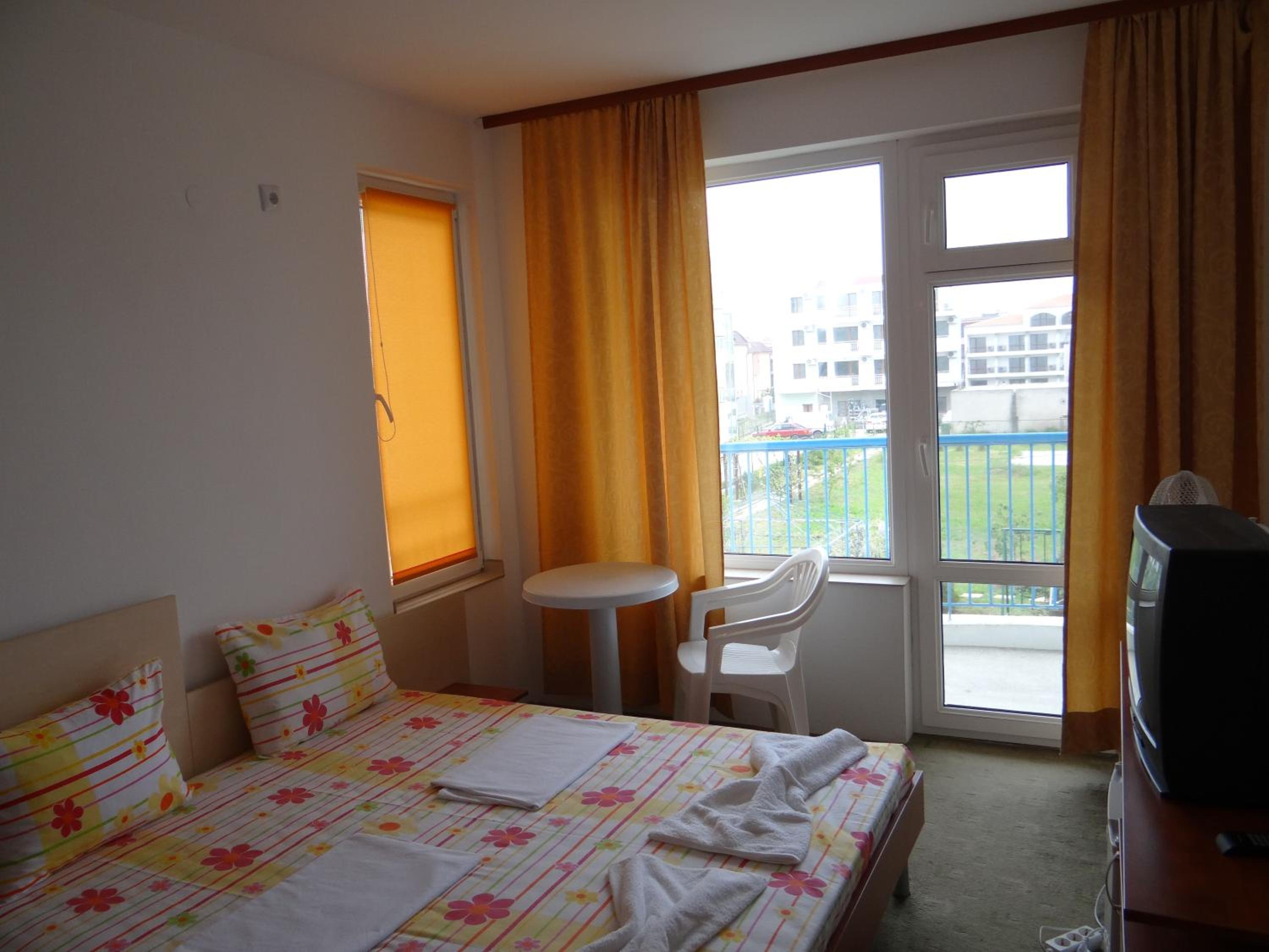 Lilia Guest House