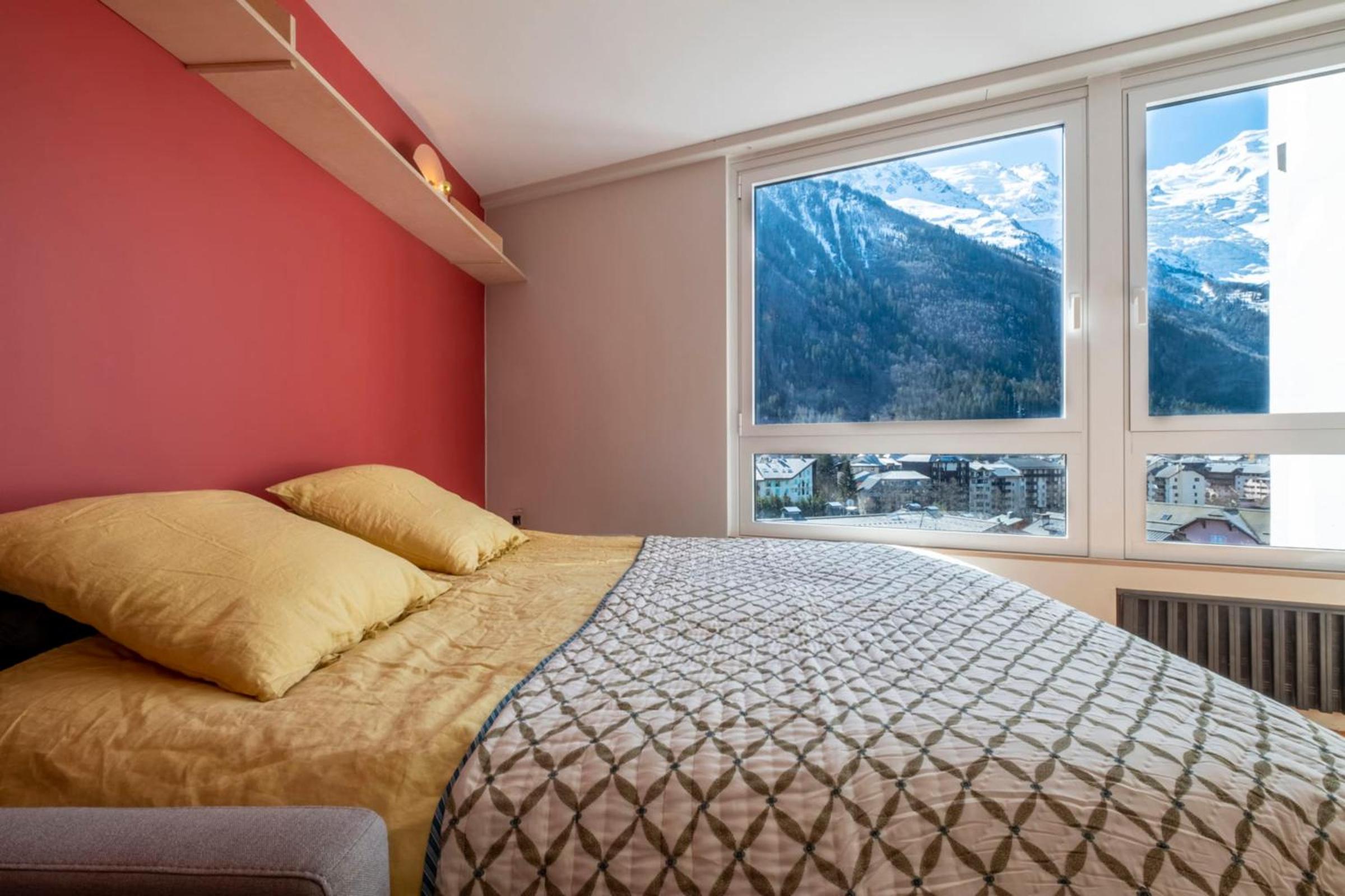 Modern Studio With Mont Blanc View And Pool view 2