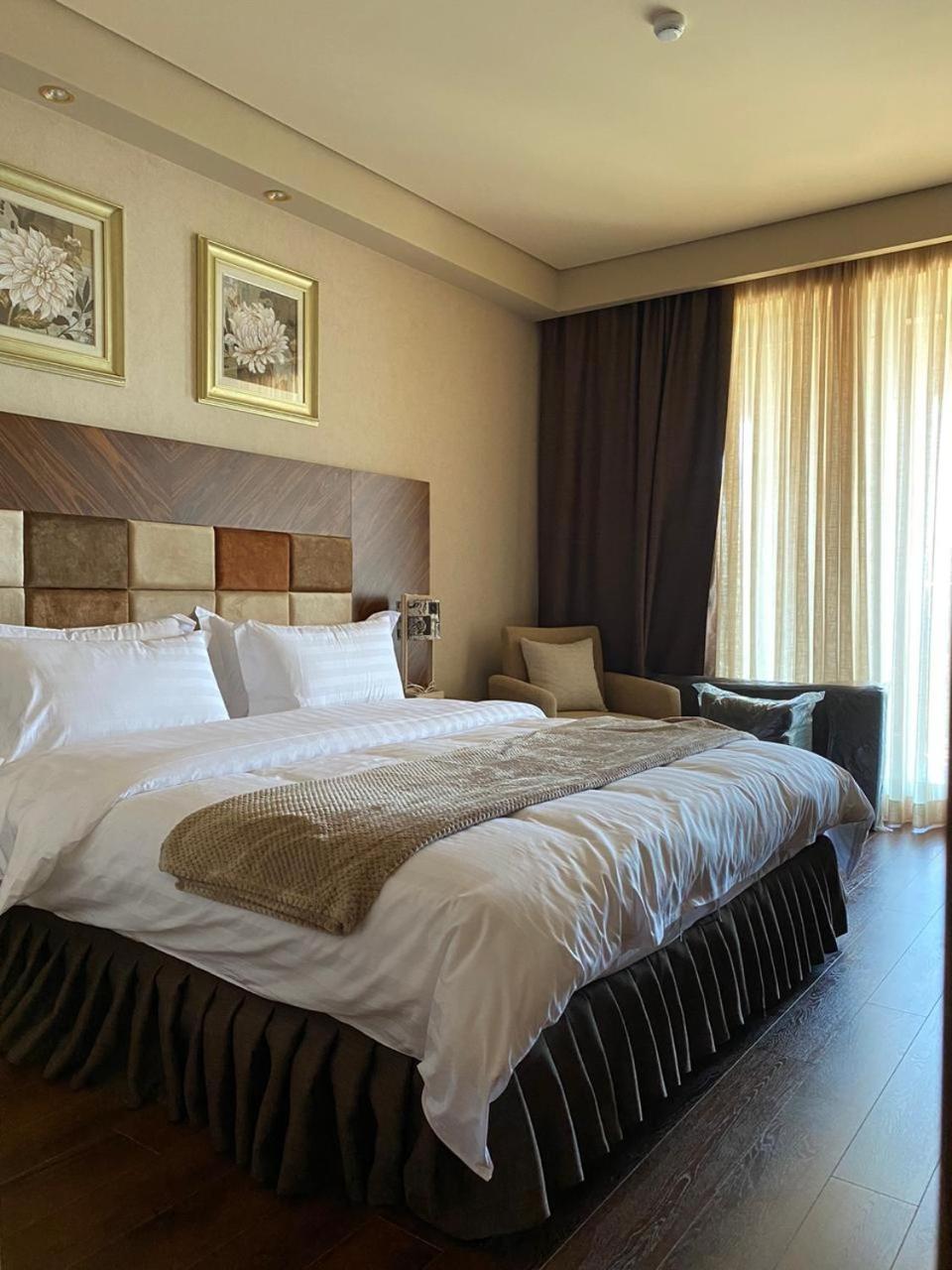 Dreamland deluxe apartment view 2
