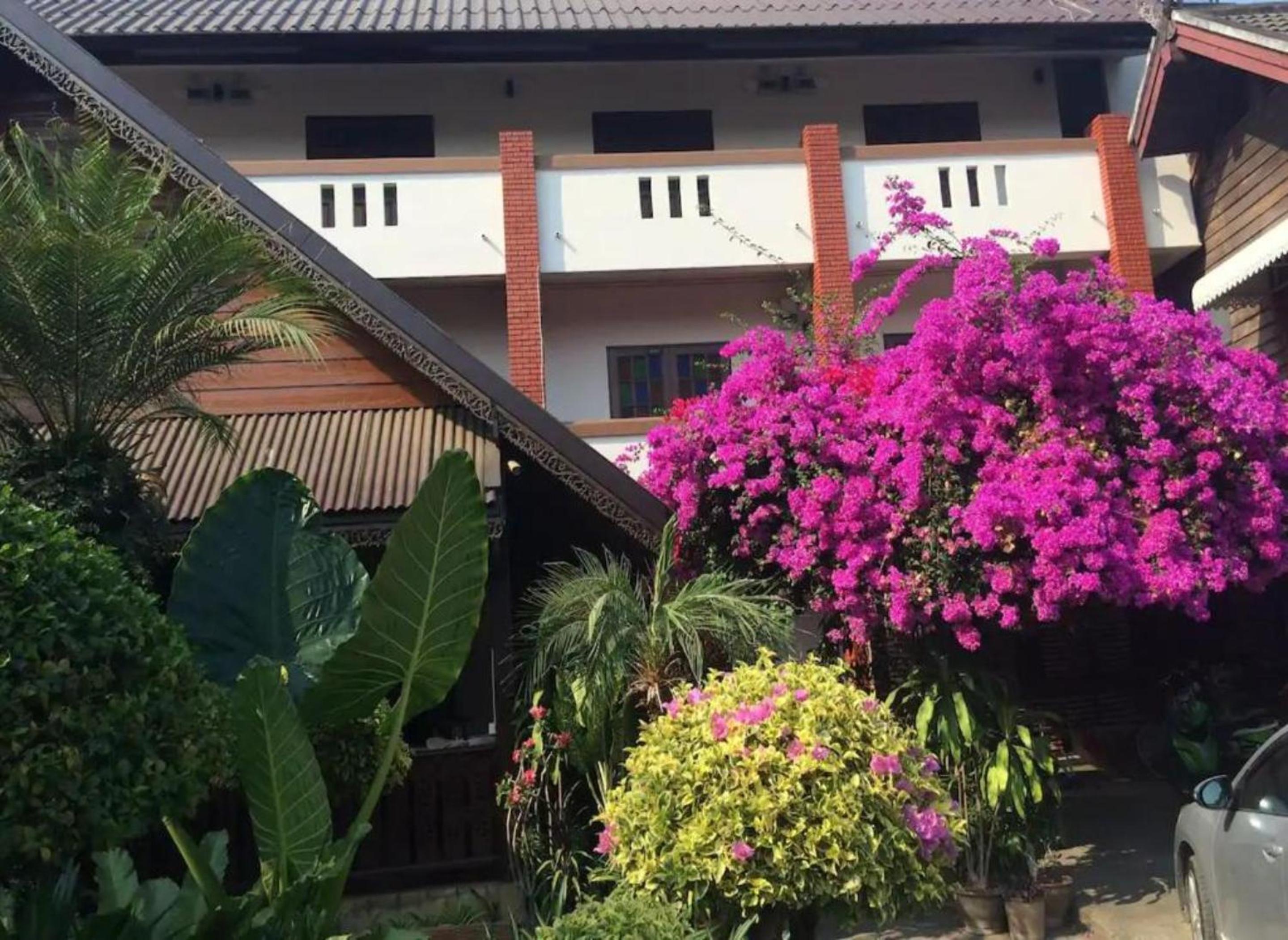 Little Home Guesthouse