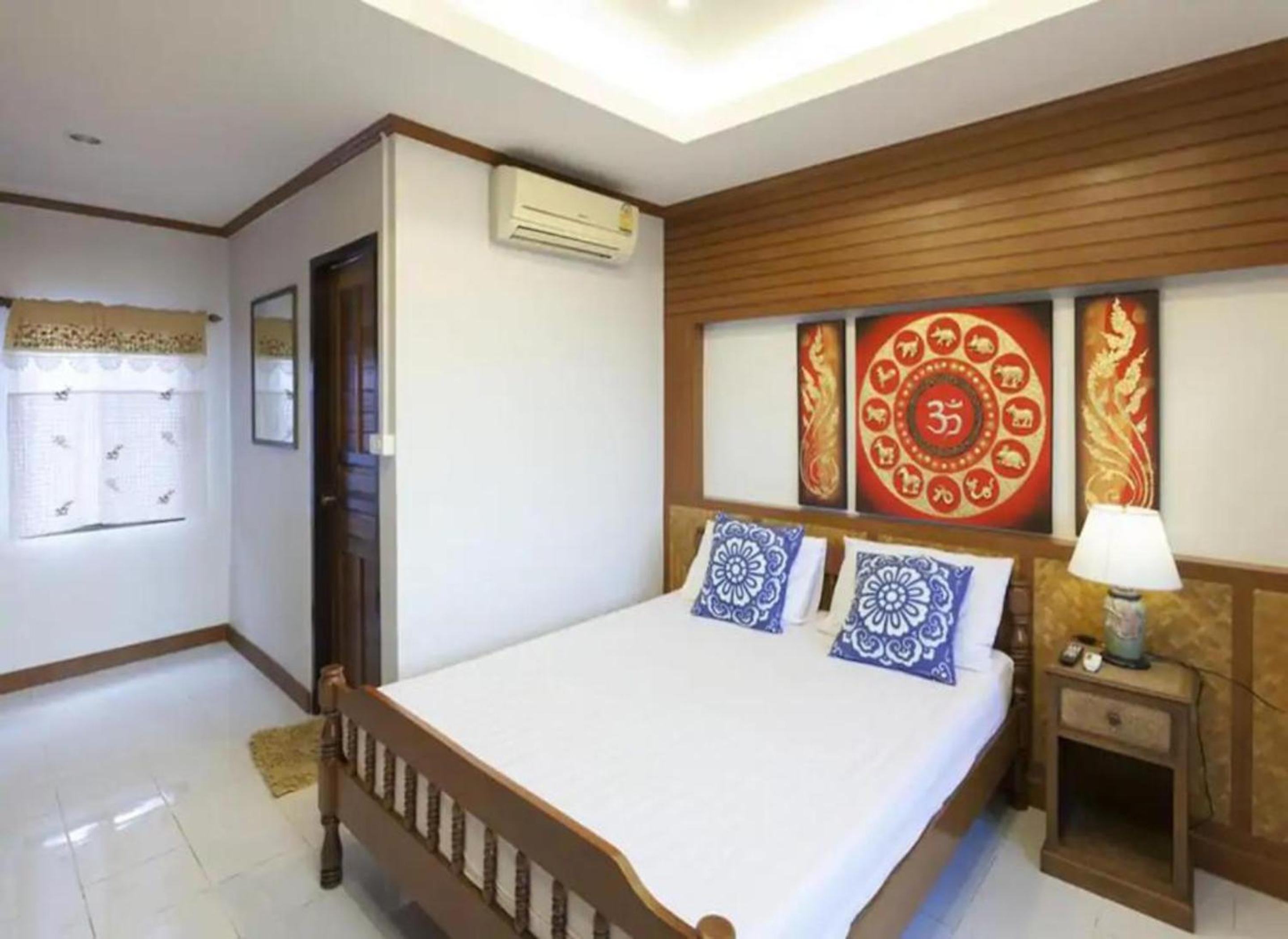 Little Home Guesthouse