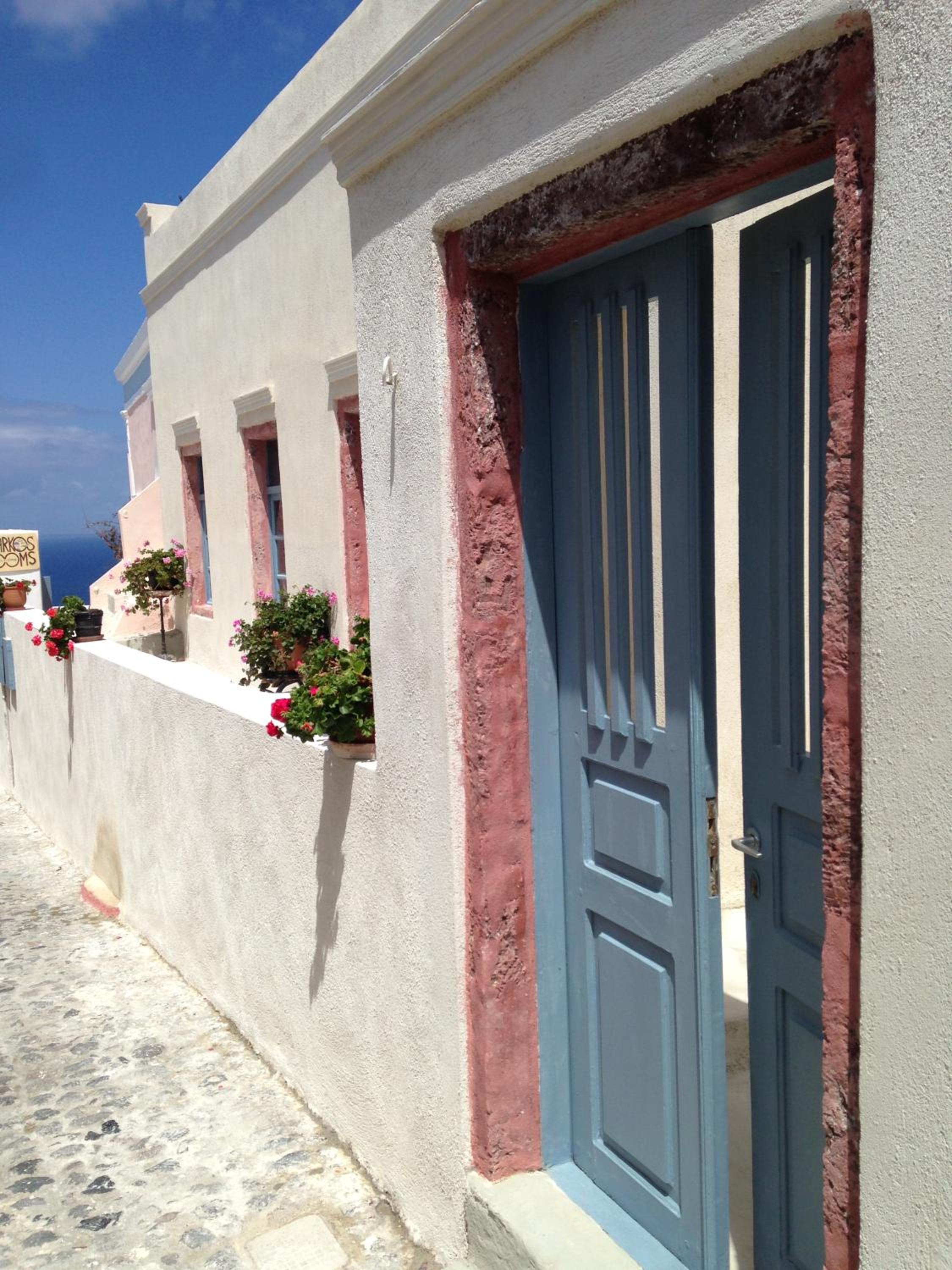 Oia Vacations - Marcos Rooms - Property Image 1