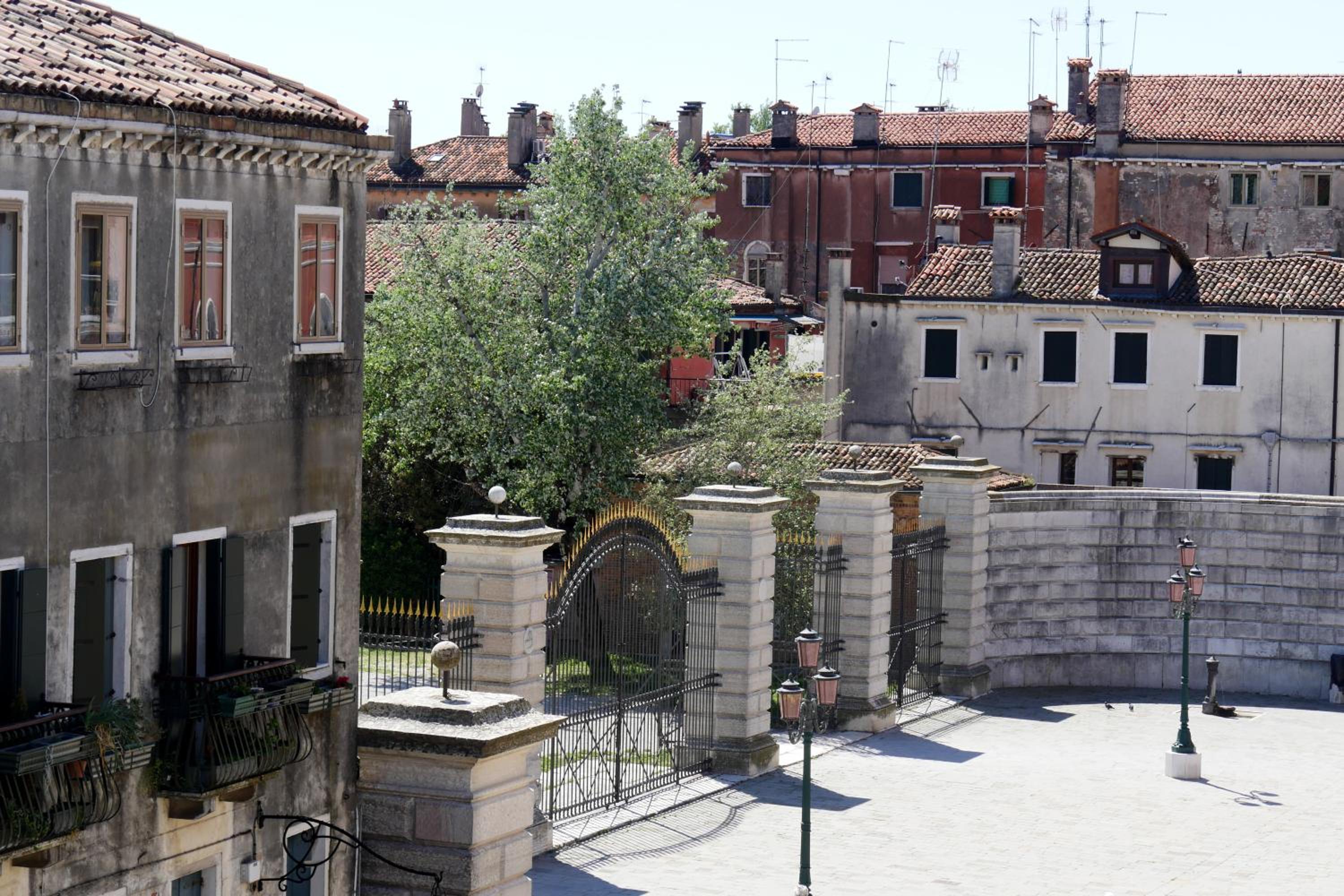 Ca' Scarpa Biennale