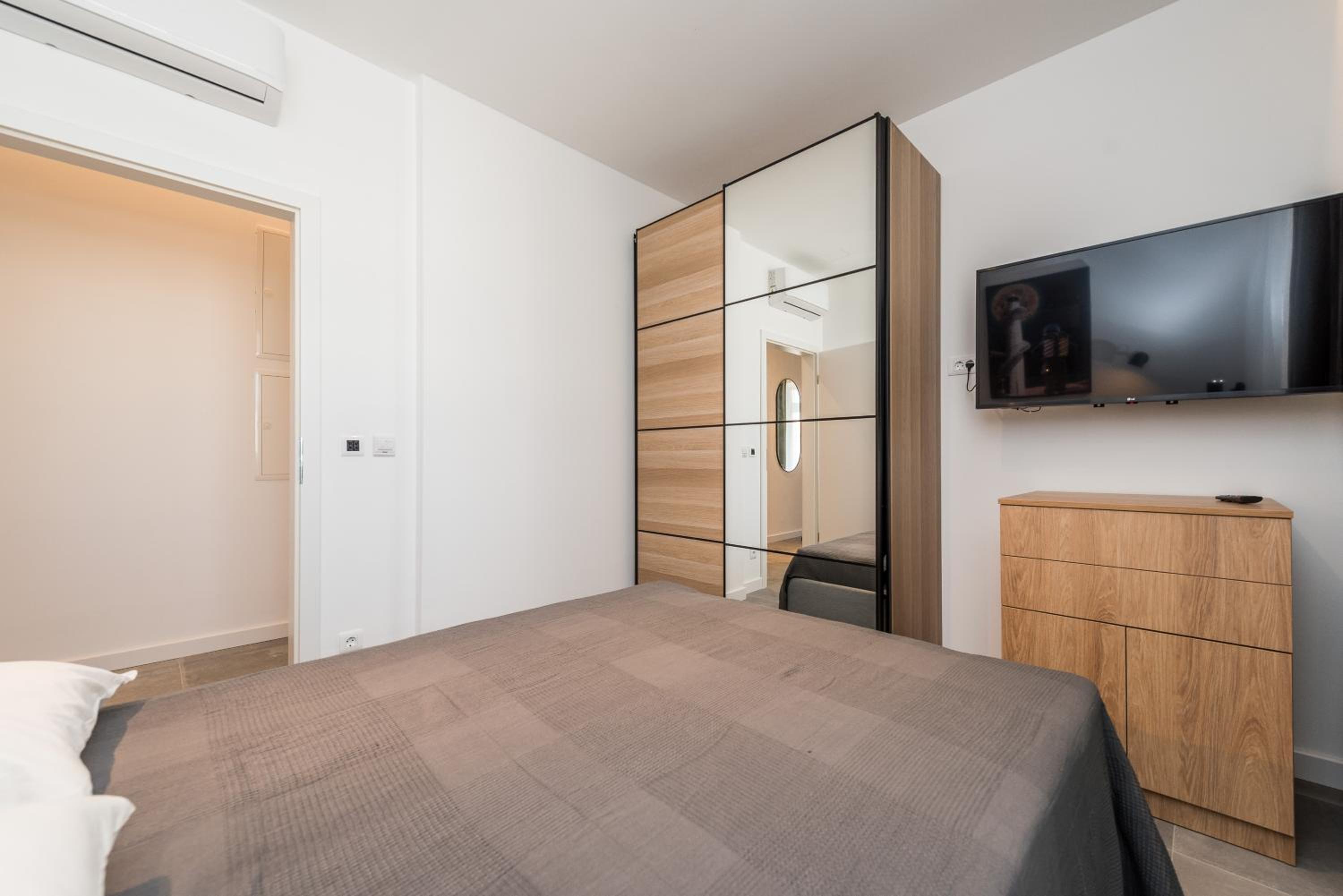 Photo 62