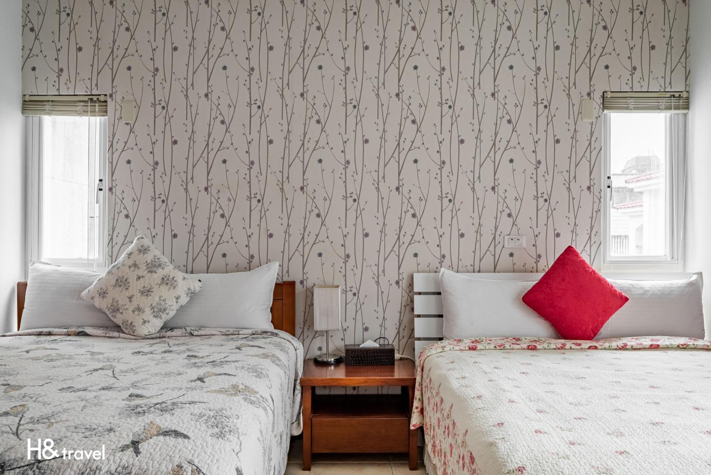 White Cotton Candy Homestay